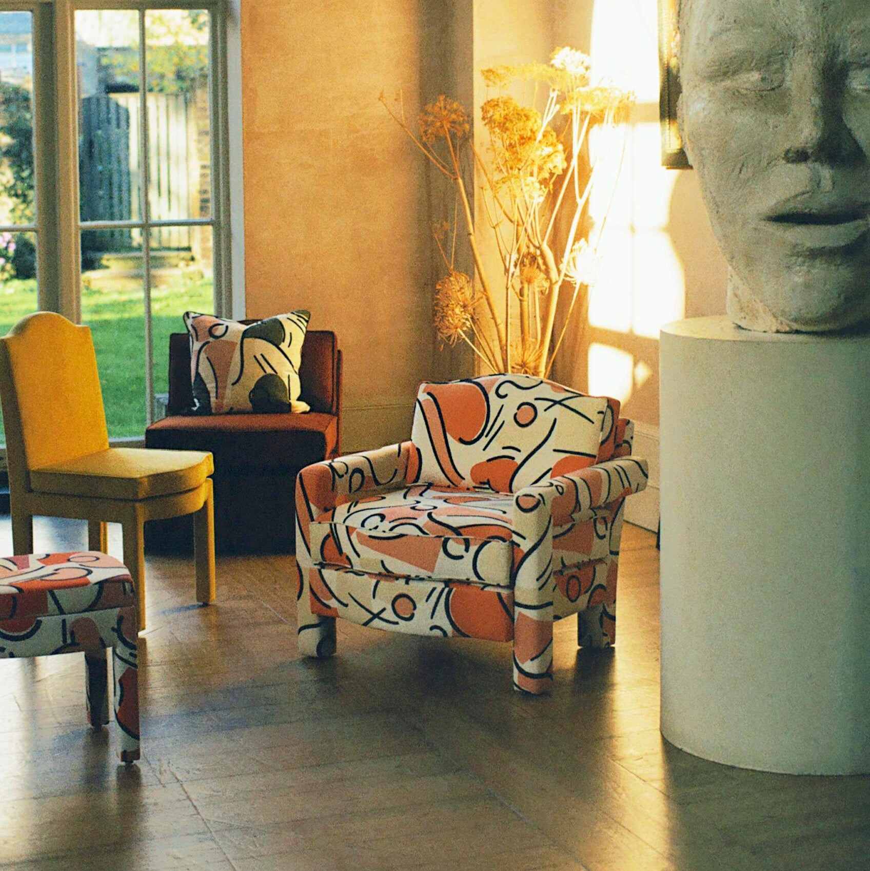 Elio Armchair | Orpha Tangerine