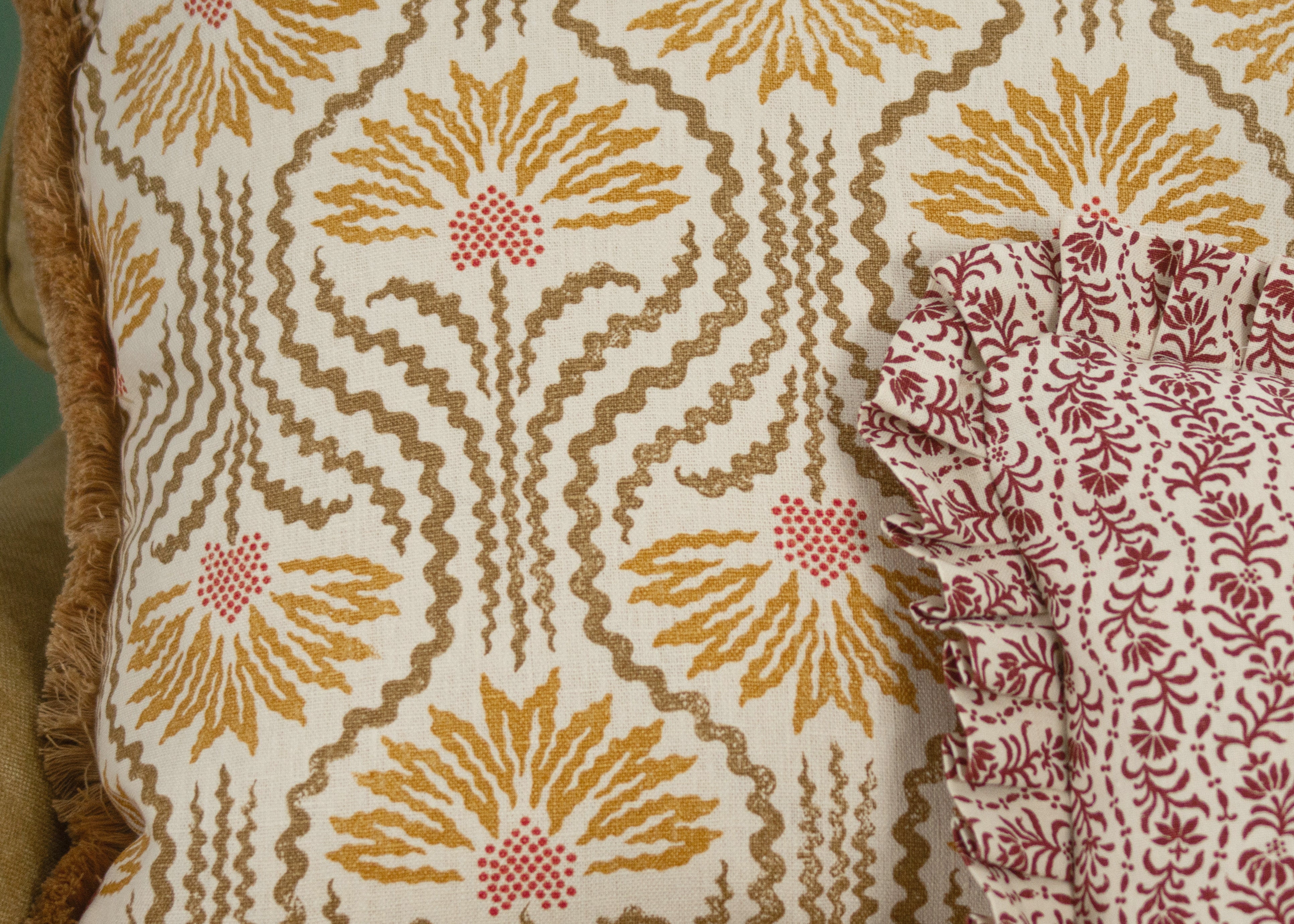 Palmette Linen Fabric - Citrine