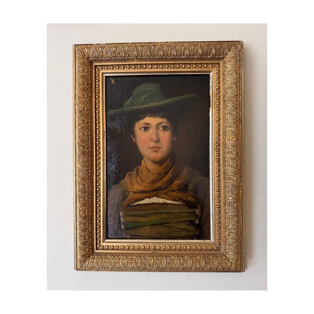 GIRL IN A GREEN HAT