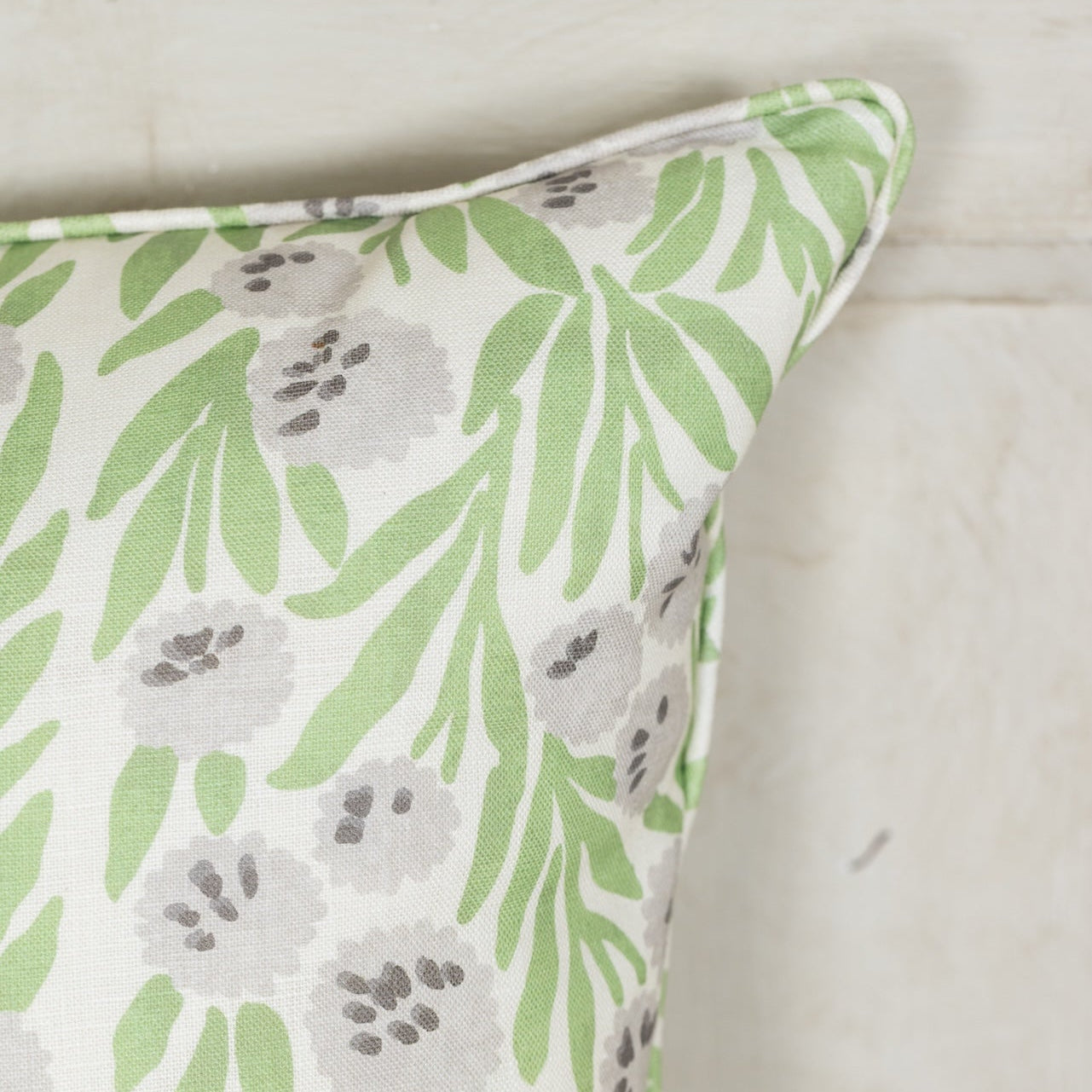 Sea Campion Fabric | Apple