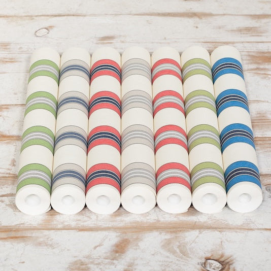 Vintage Deckchair Wallpaper | Apple