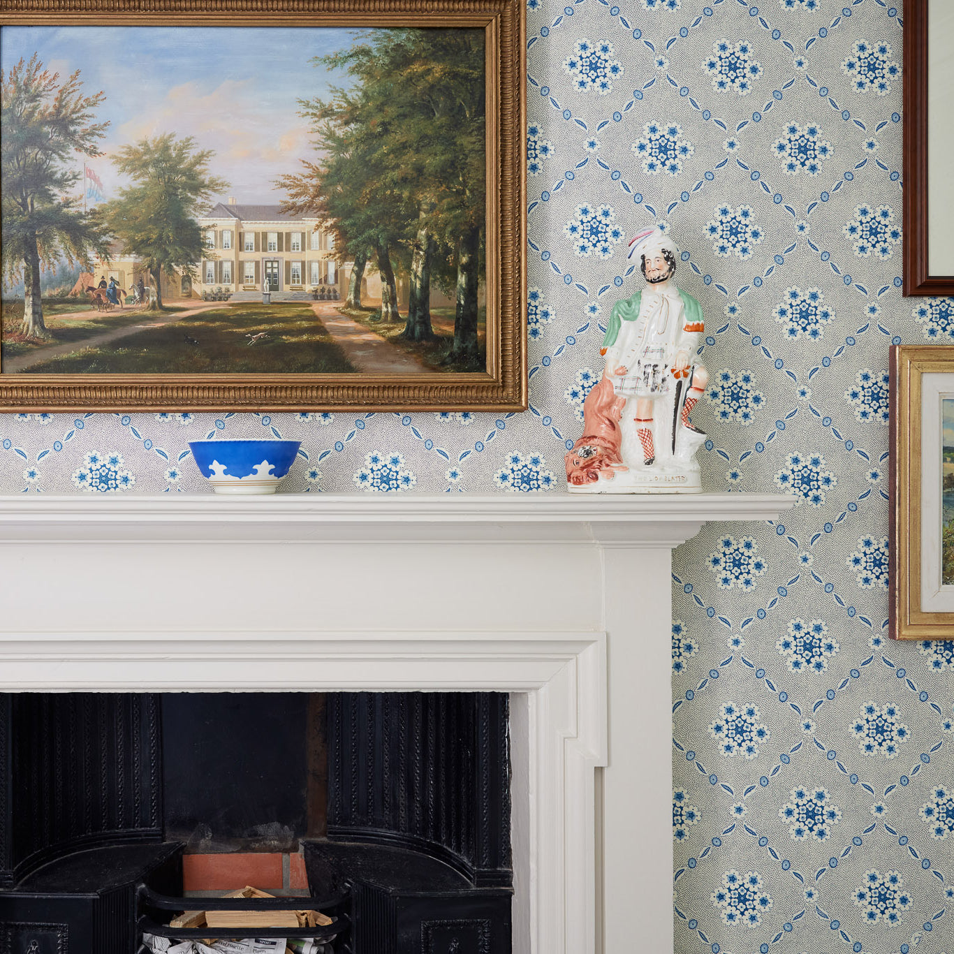 French Trellis Wallpaper - Blue