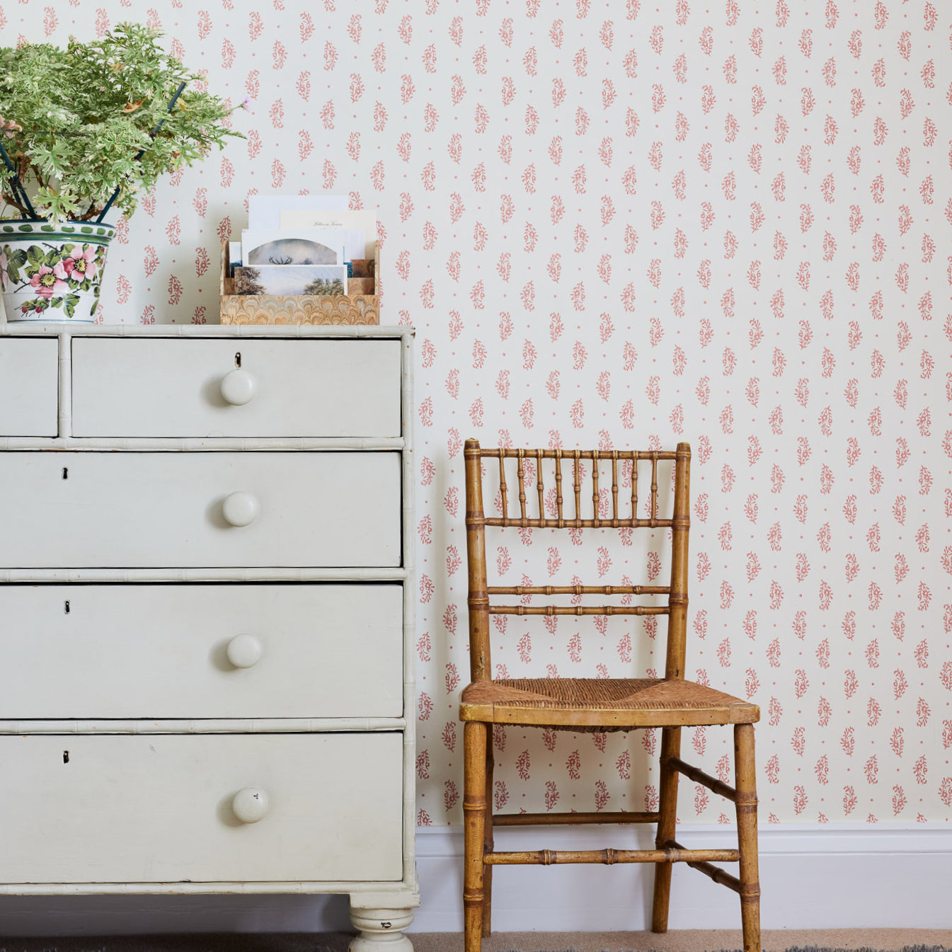 Paisley Sprig Wallpaper - Coral