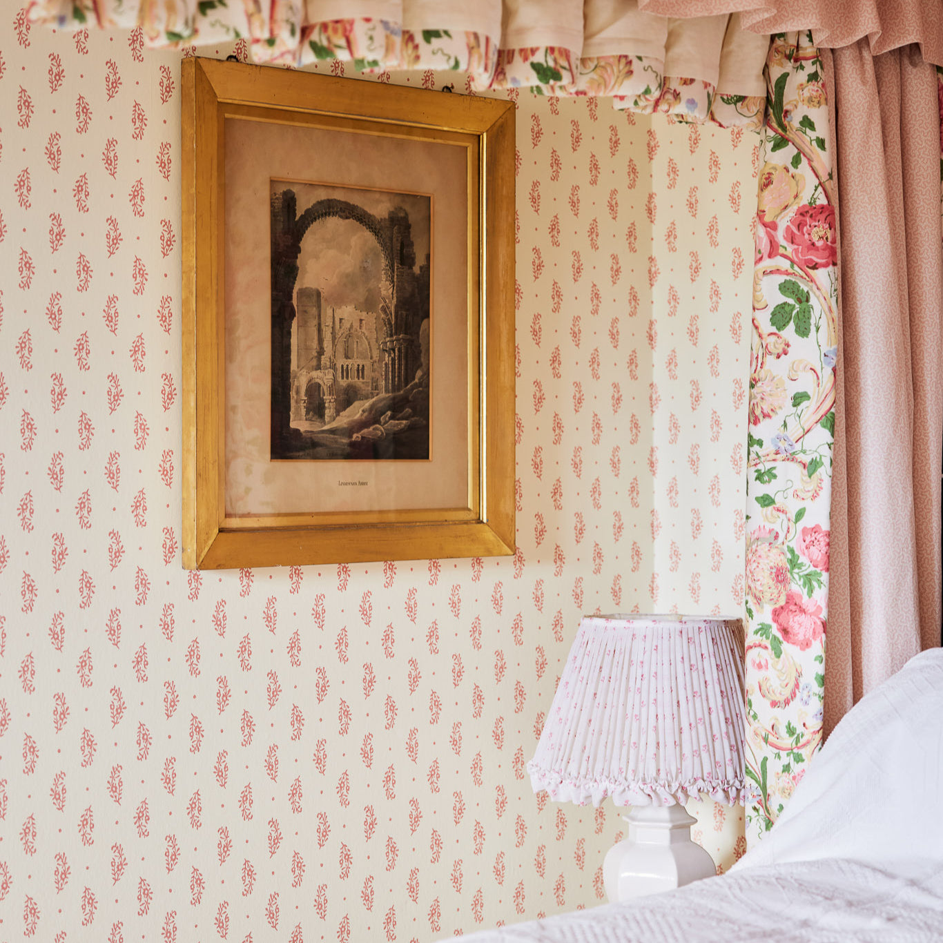 Paisley Sprig Wallpaper - Coral