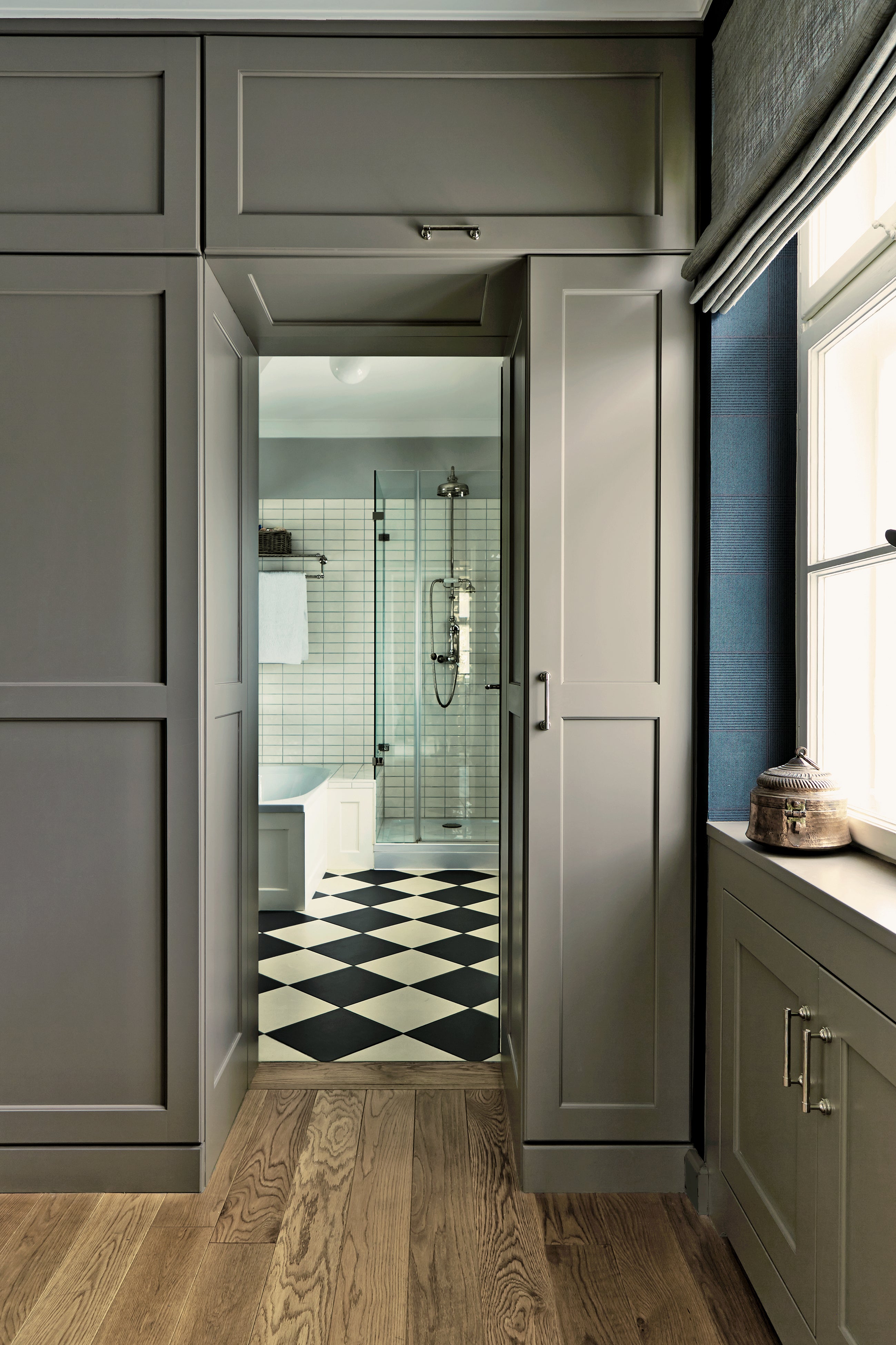 Charleston Gray No.243