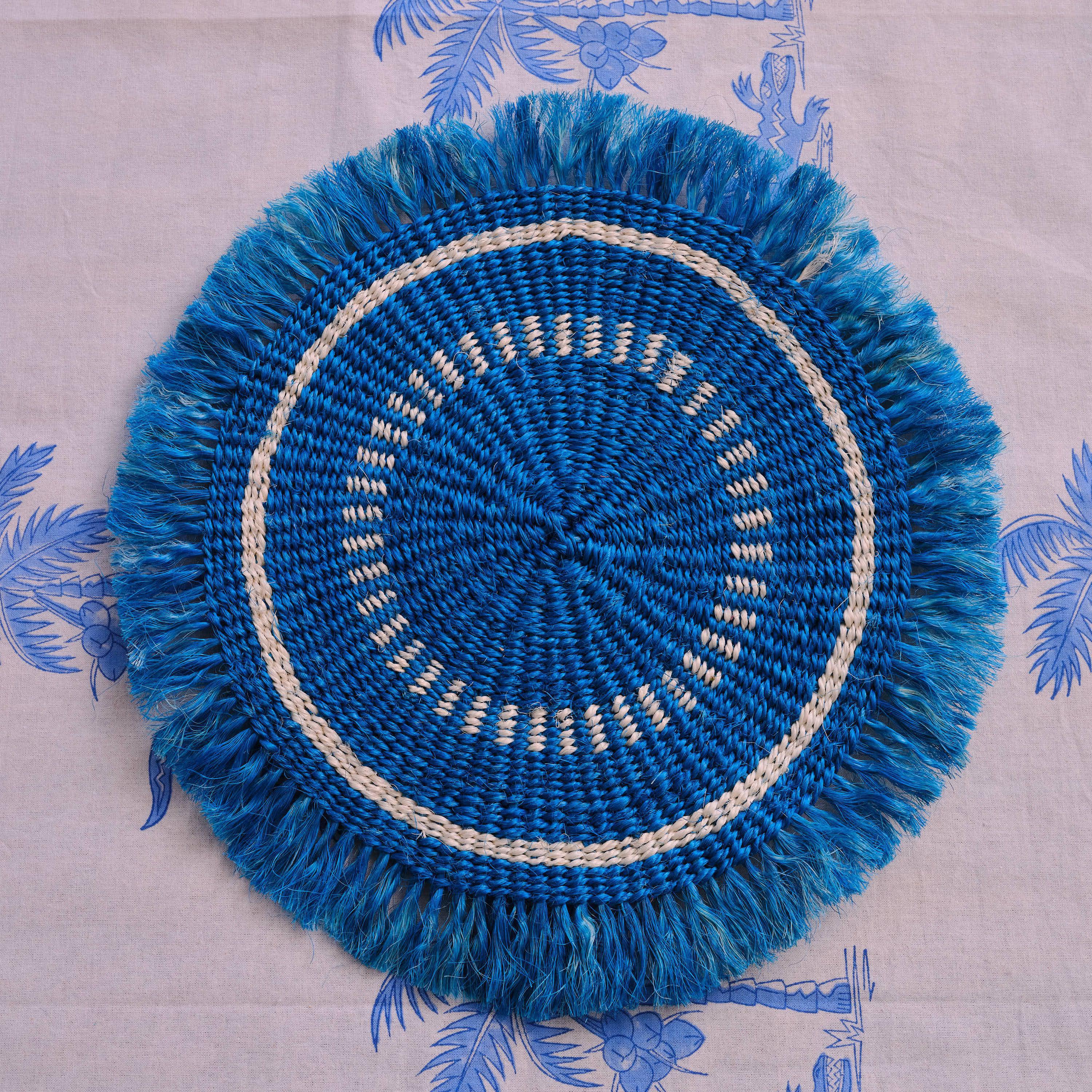 Handwoven Sisal Circle Table mat/Placemat 'Royal Blue Fringed'