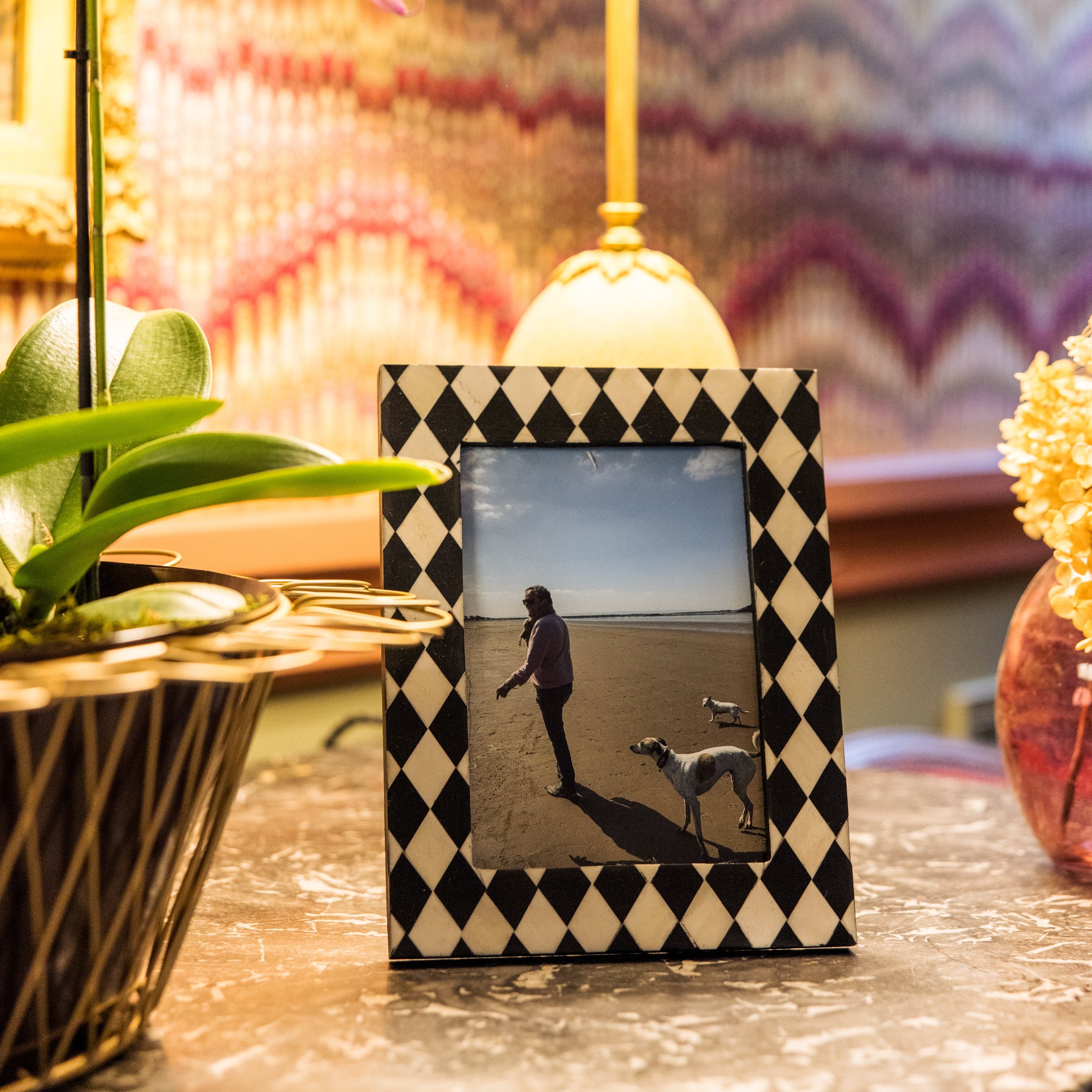 Small Photo frame | Ebony Black & White | Harlequin