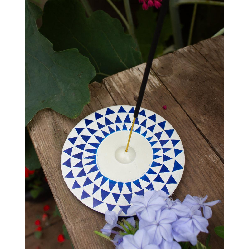Kenyan Soapstone Round Incense Holder 'Blue Sun Mask'