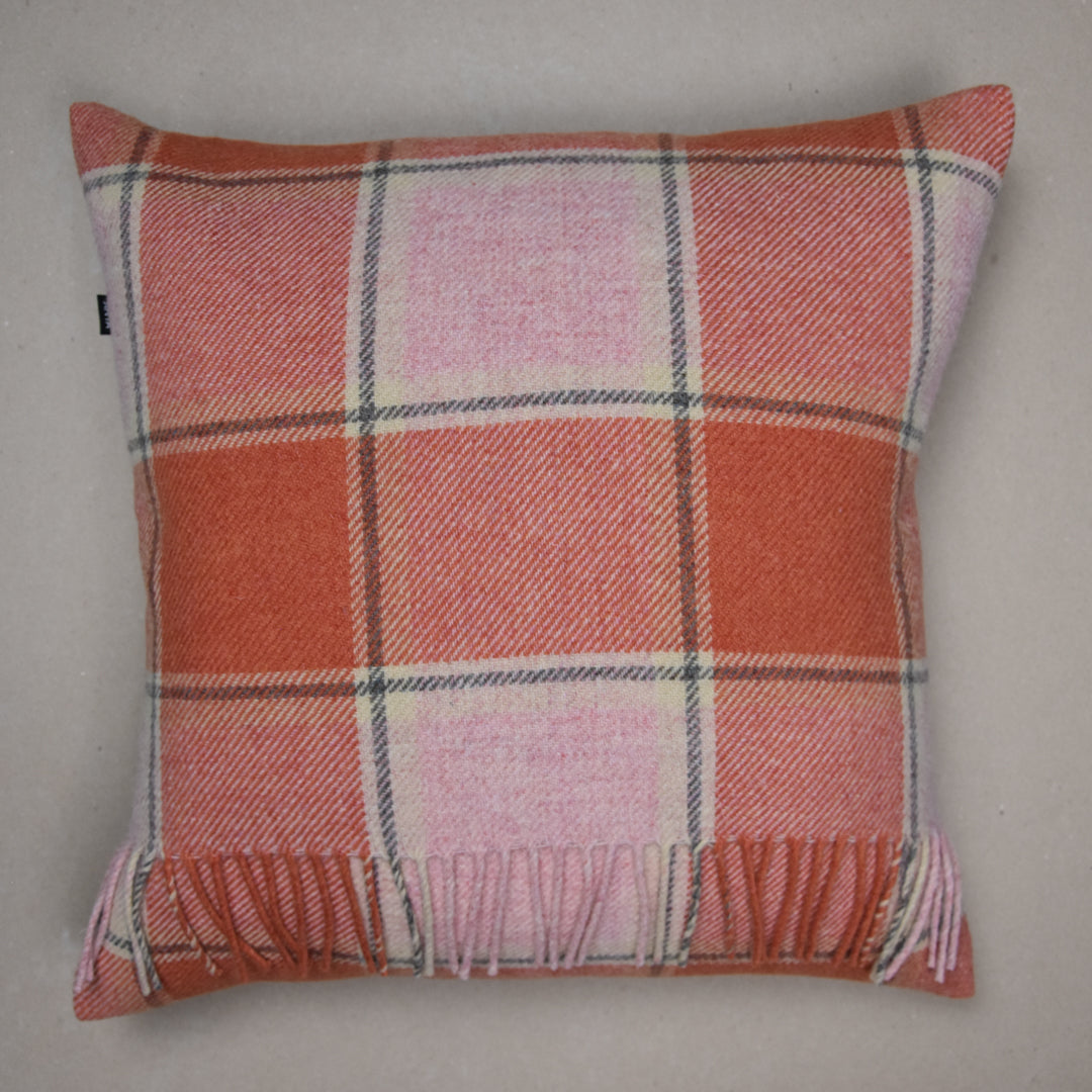 Elizabeth Pirrie Scottish Lambswool Throw Cushion Cover
