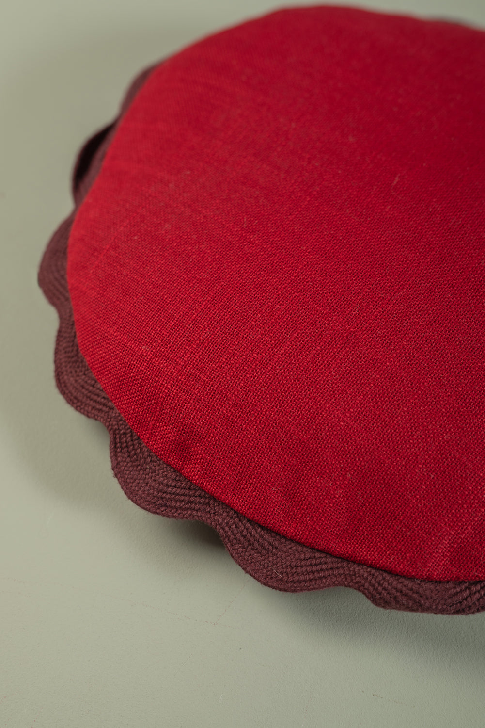 Crimson Round Block Colour Cotton Cushion Cover