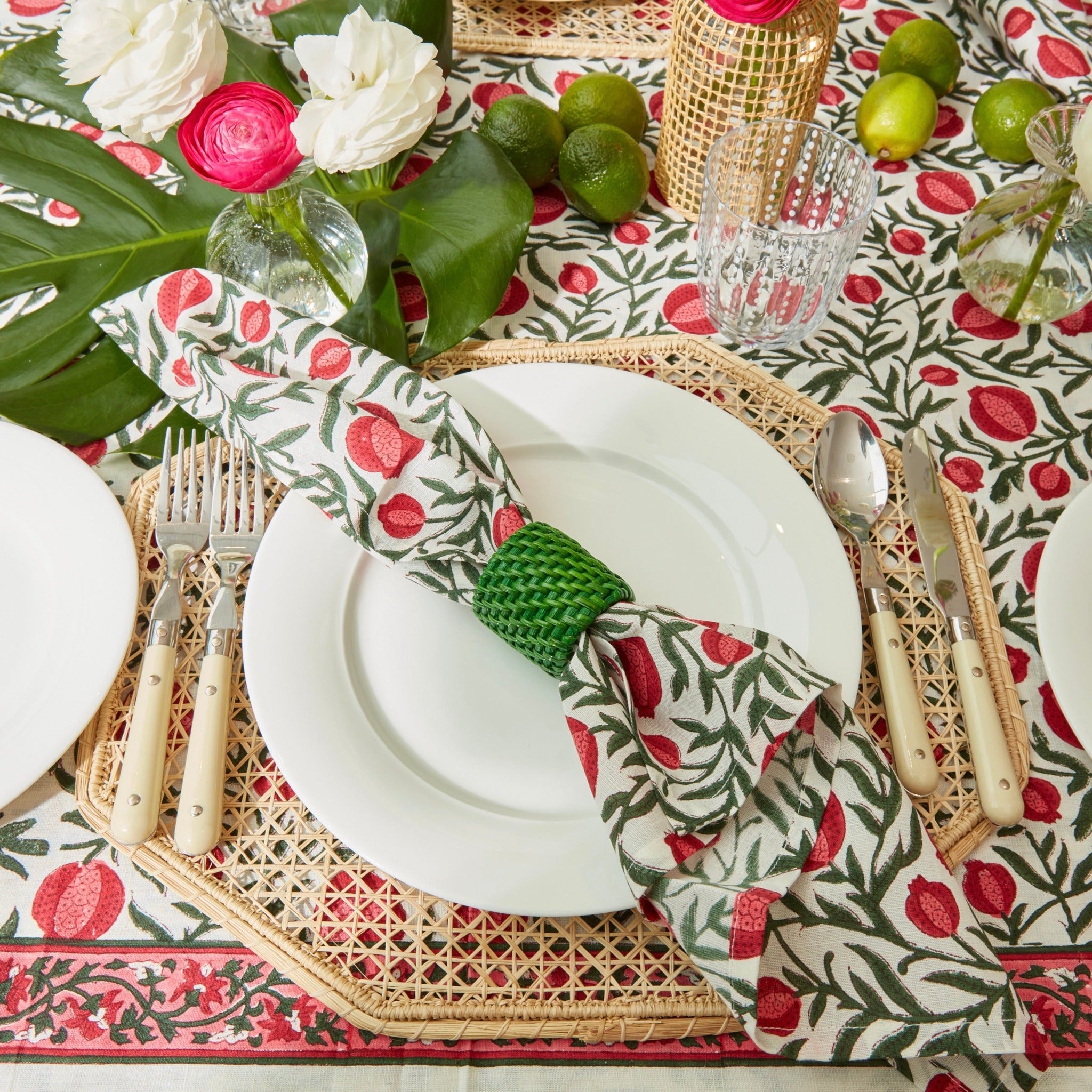 Green Rattan Napkin Rings (Set of 4)