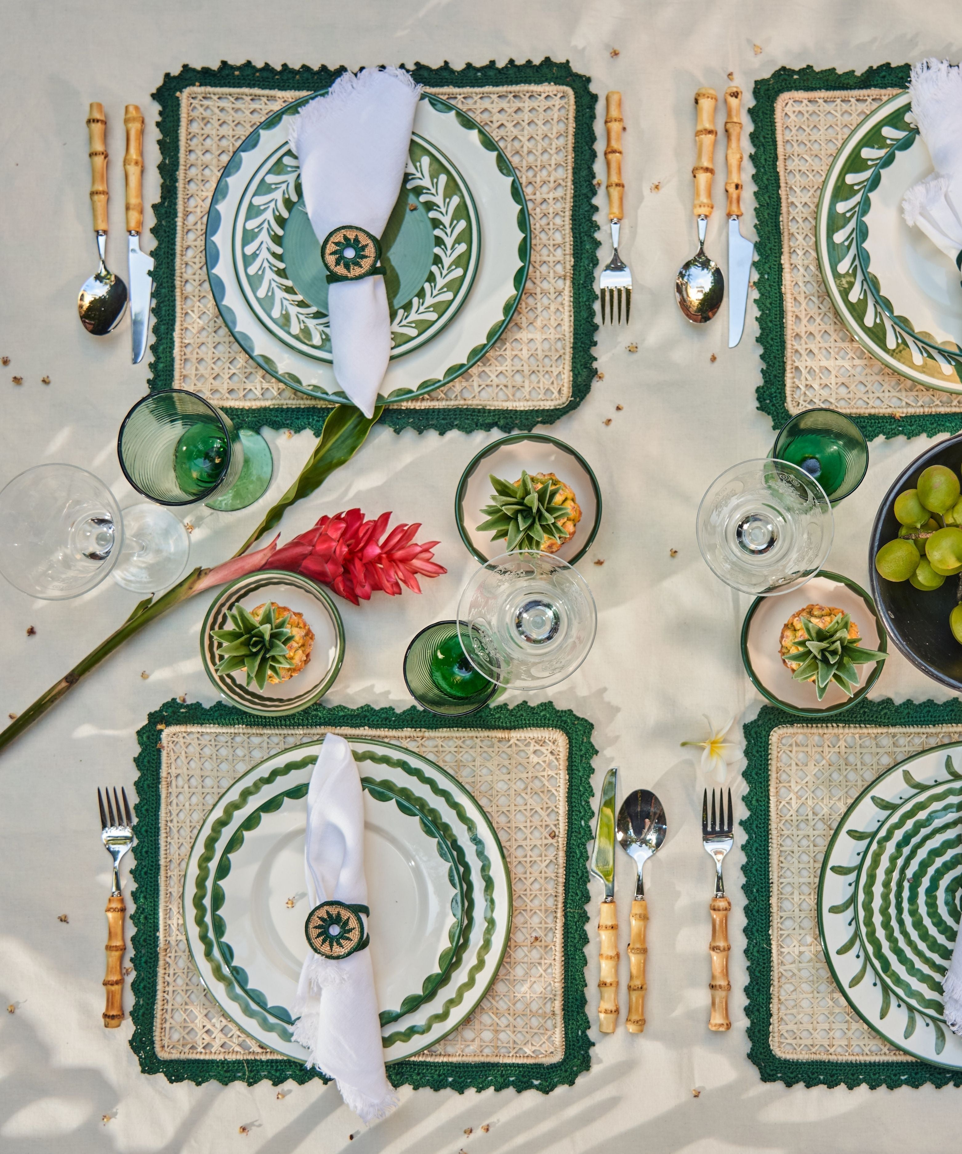 Cascos Dinner Plate, Fern Green