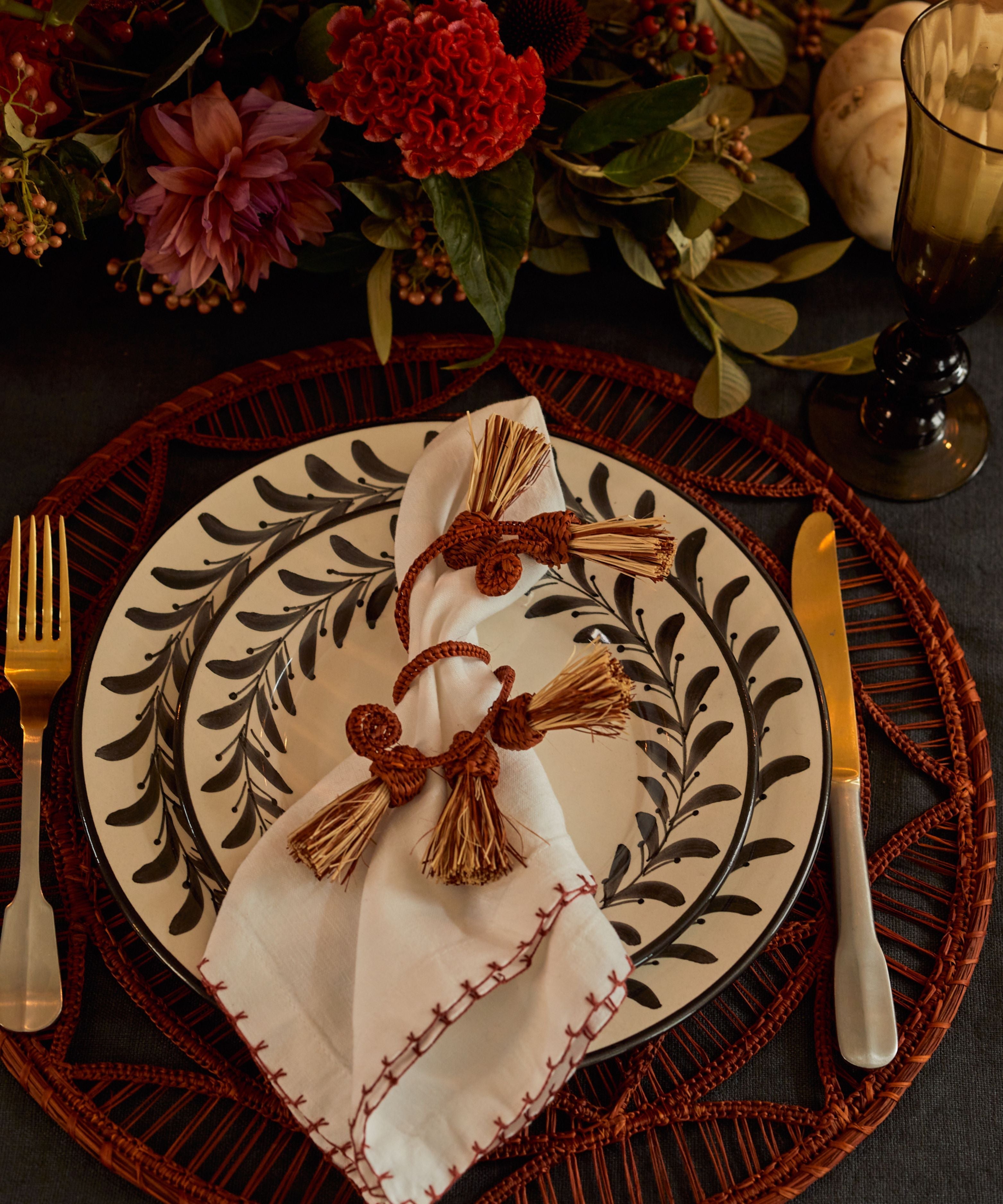 Dinner Plate - Helecho - Jet Black