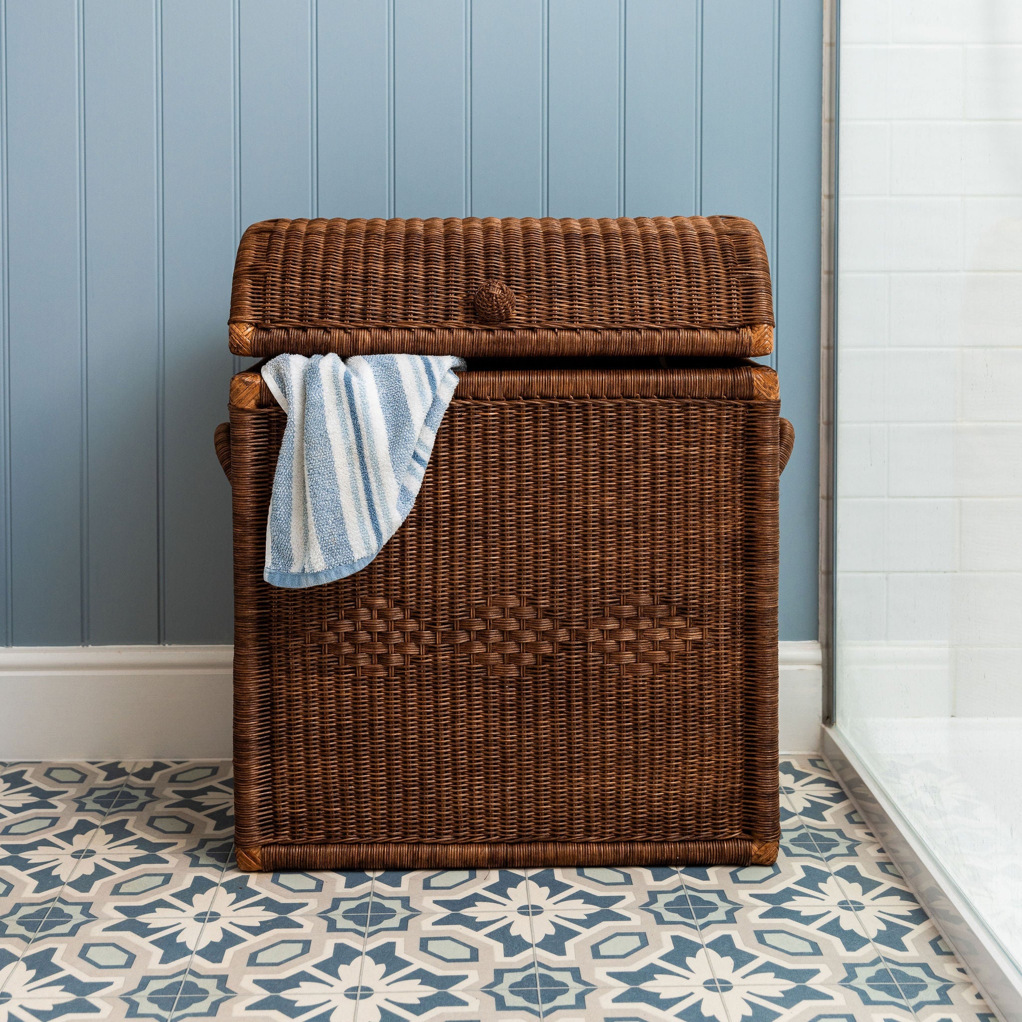 Chest Rattan Laundry Basket (Teak)