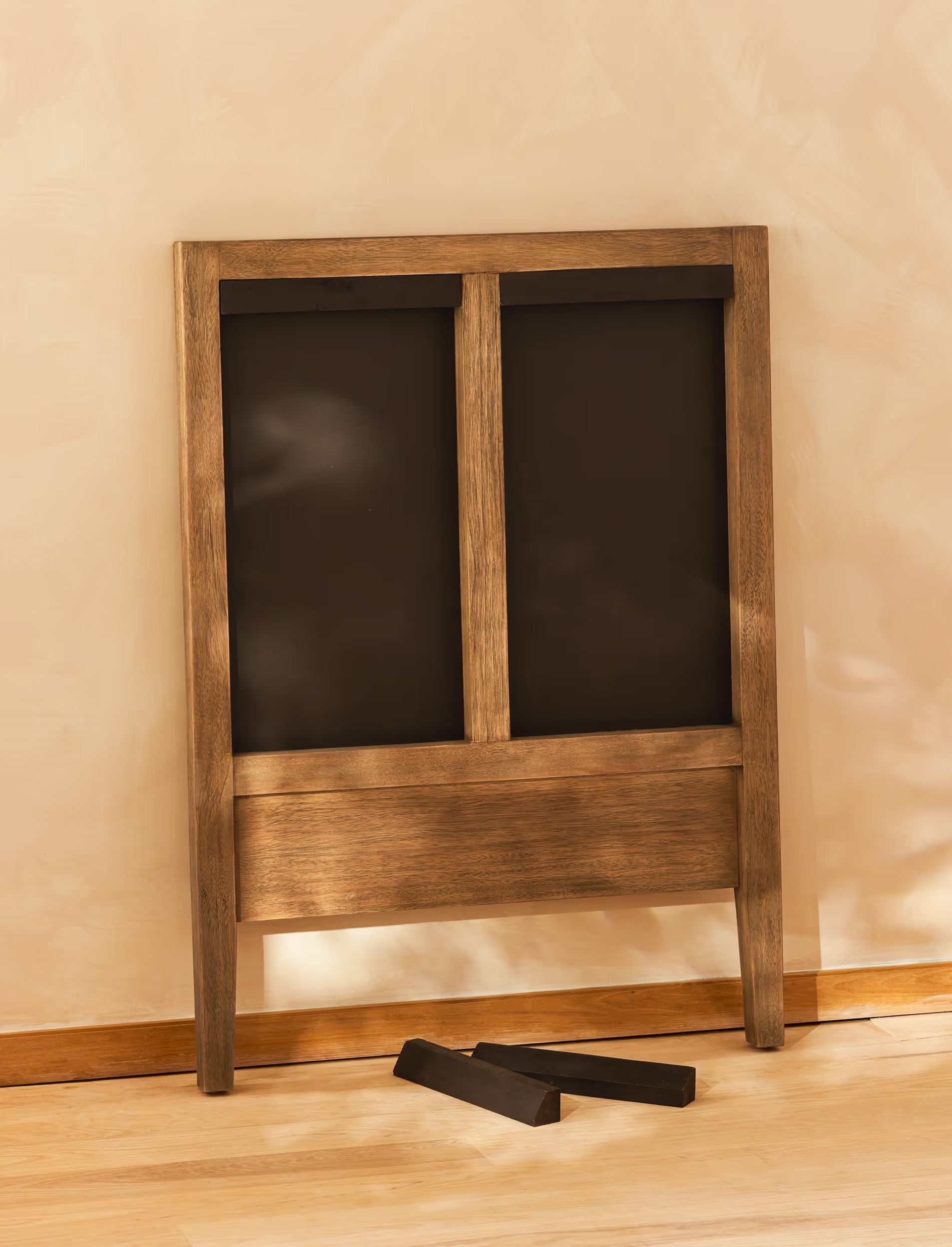 Chesterton Headboard