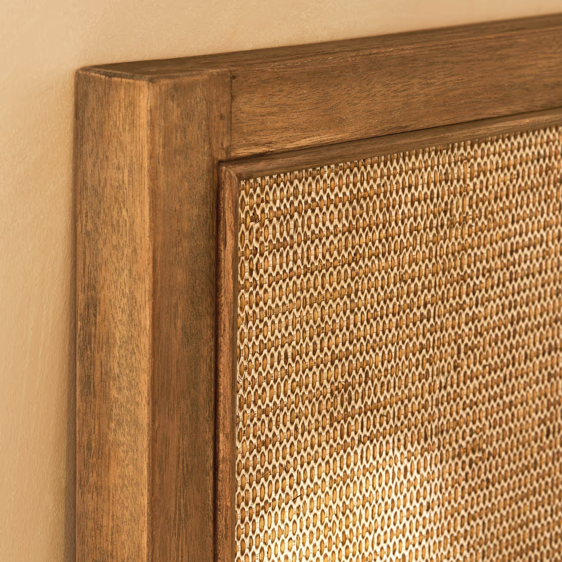 Chesterton Headboard