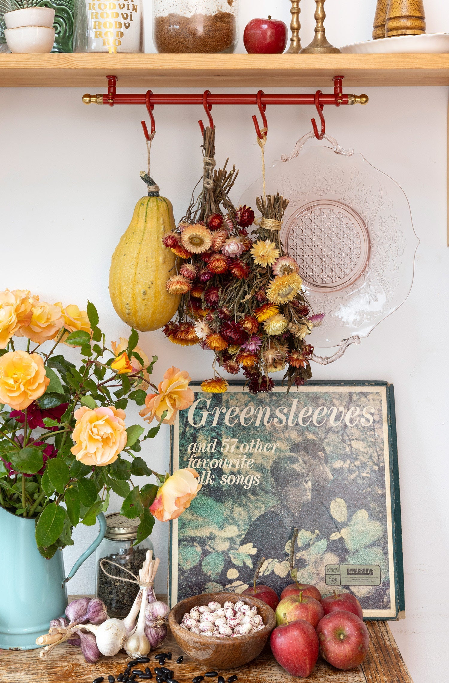 The 40cm Coral Red Hanging Rail