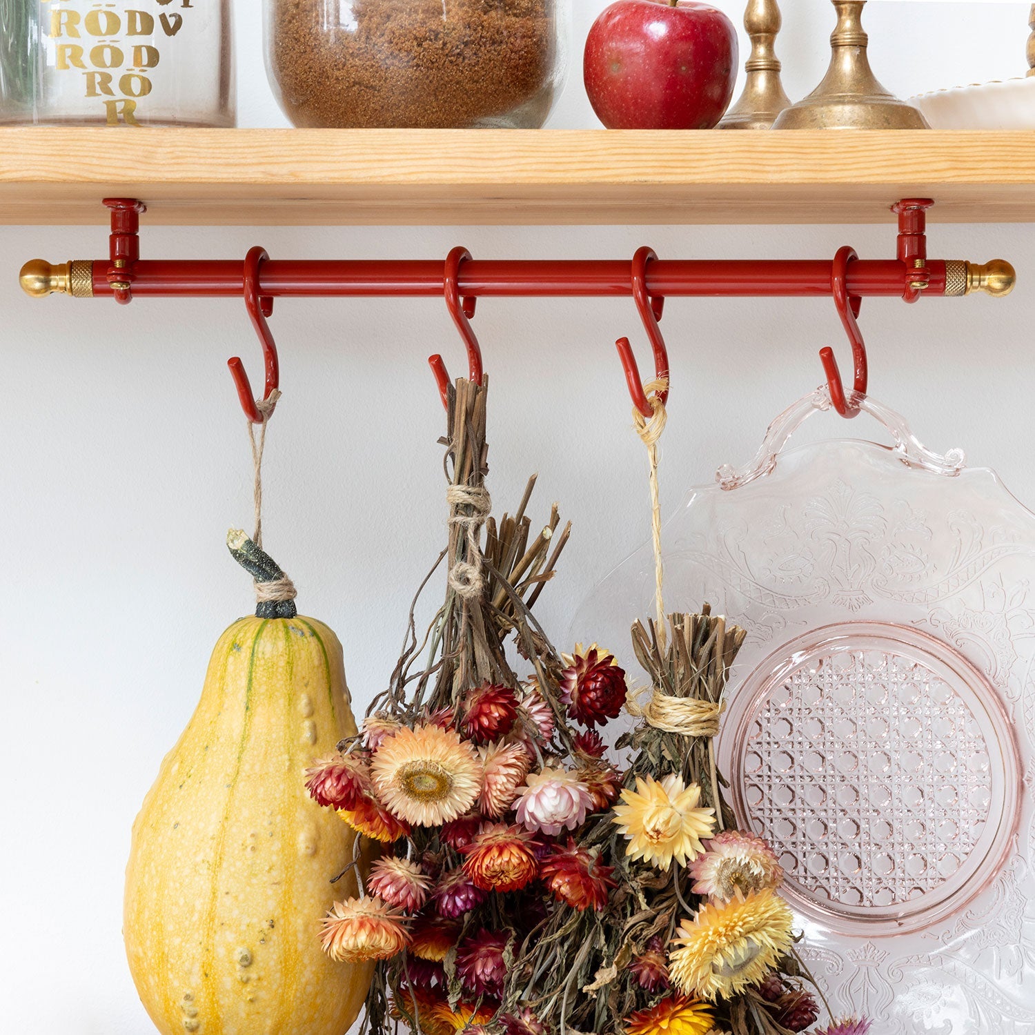 The 40cm Coral Red Hanging Rail