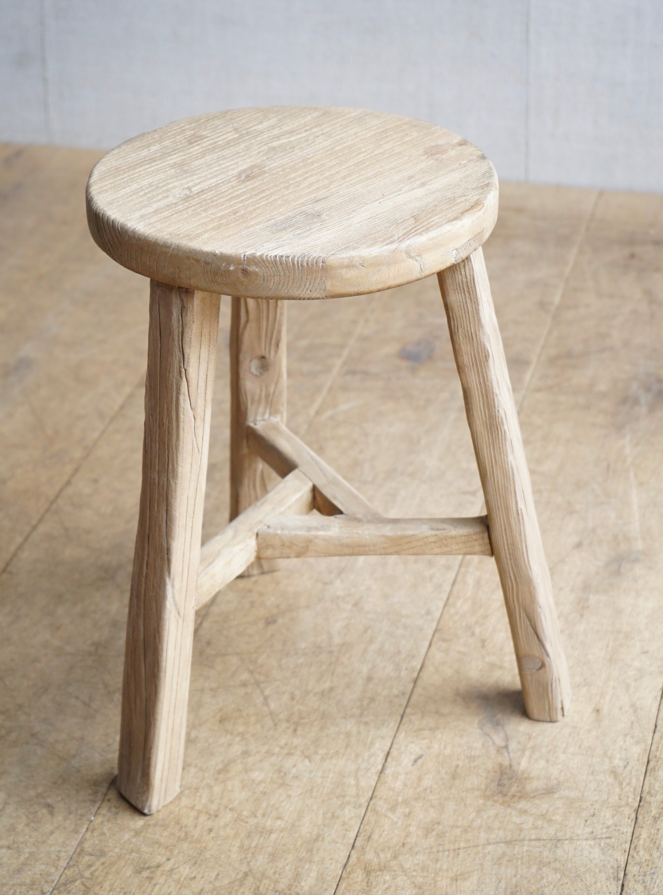 Round Elm Stool