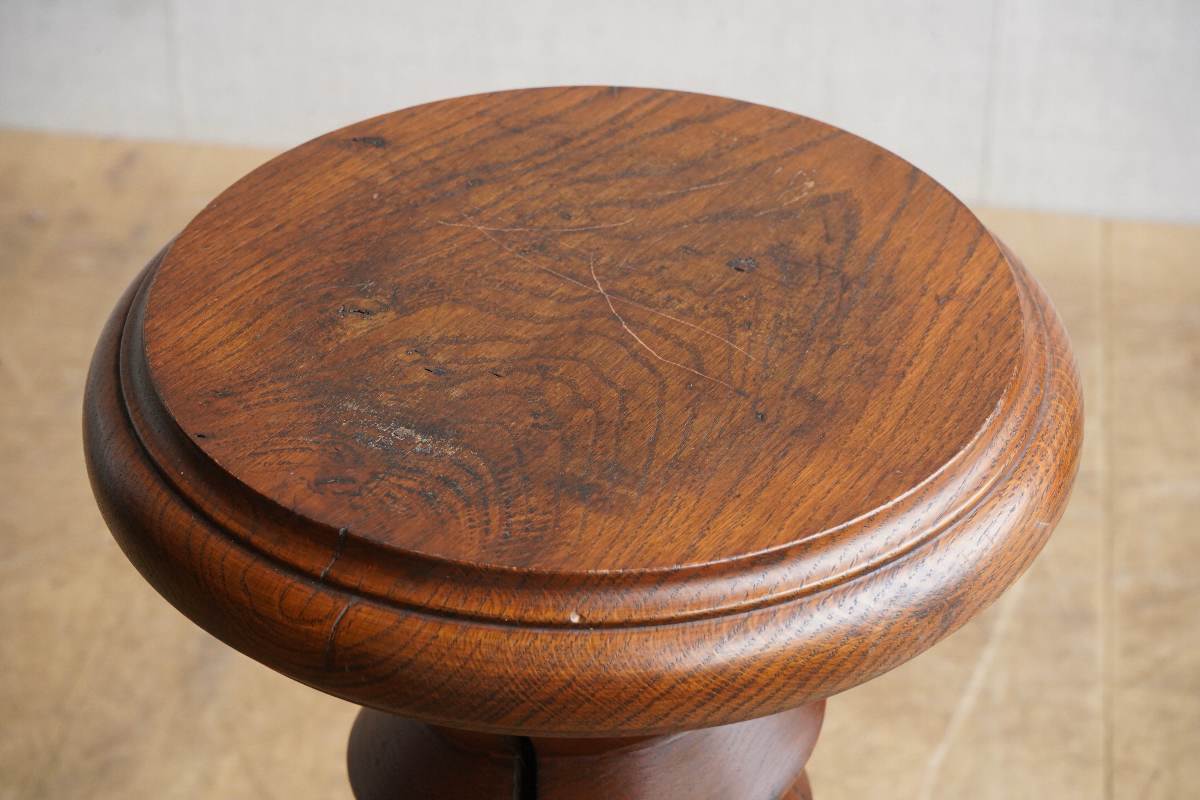 Oak Corkscrew Plinth