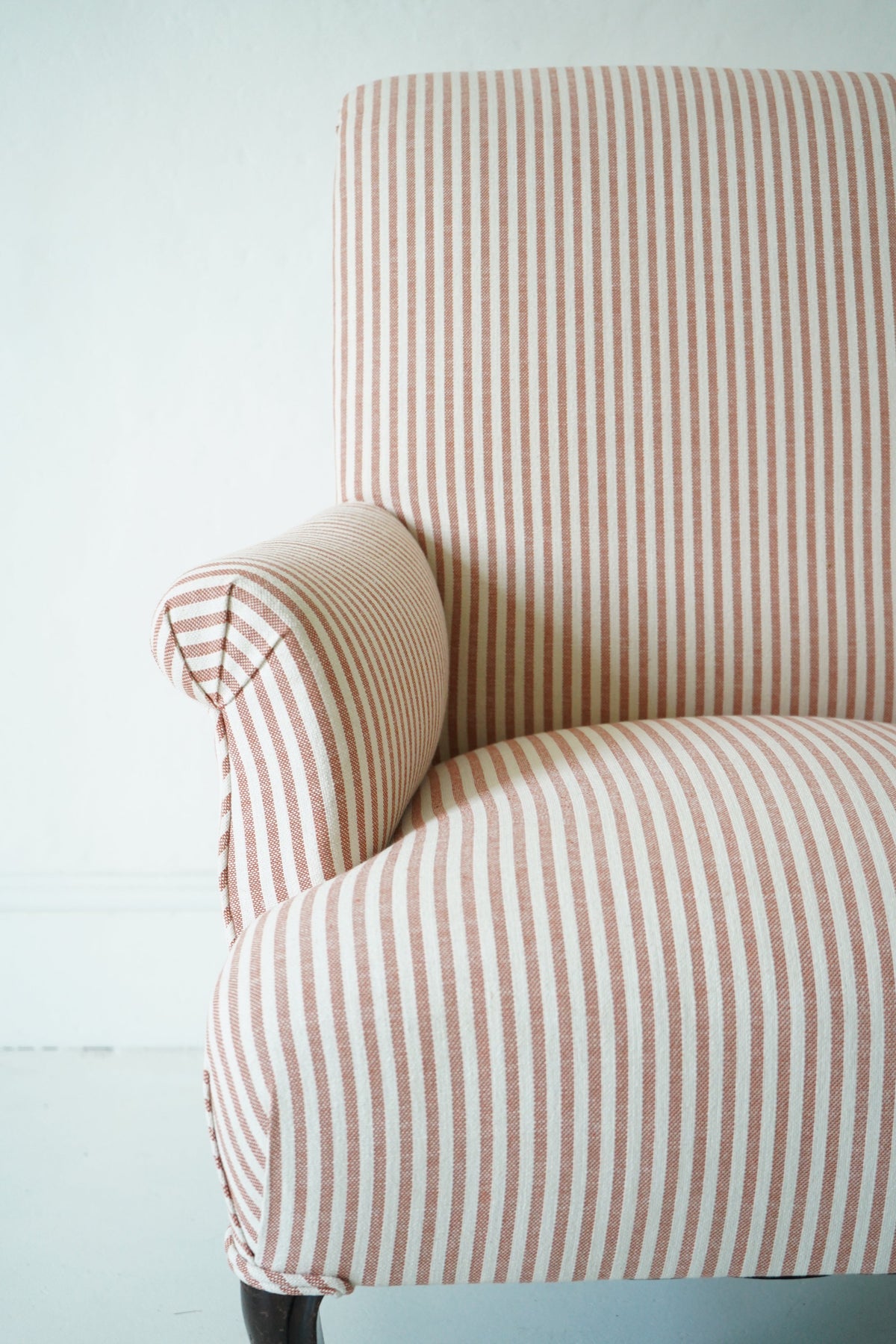 French Ticking Scroll Back