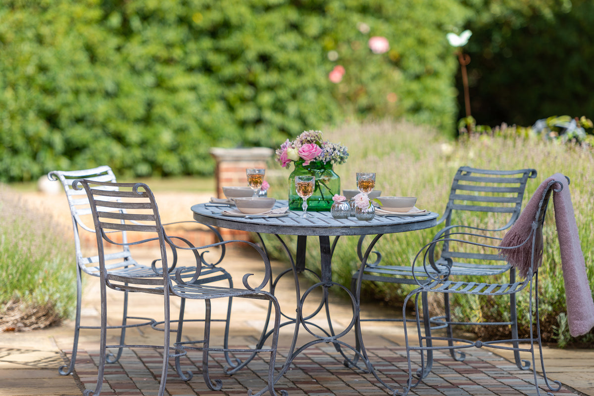 Southwold Round Dining Table 1.3m