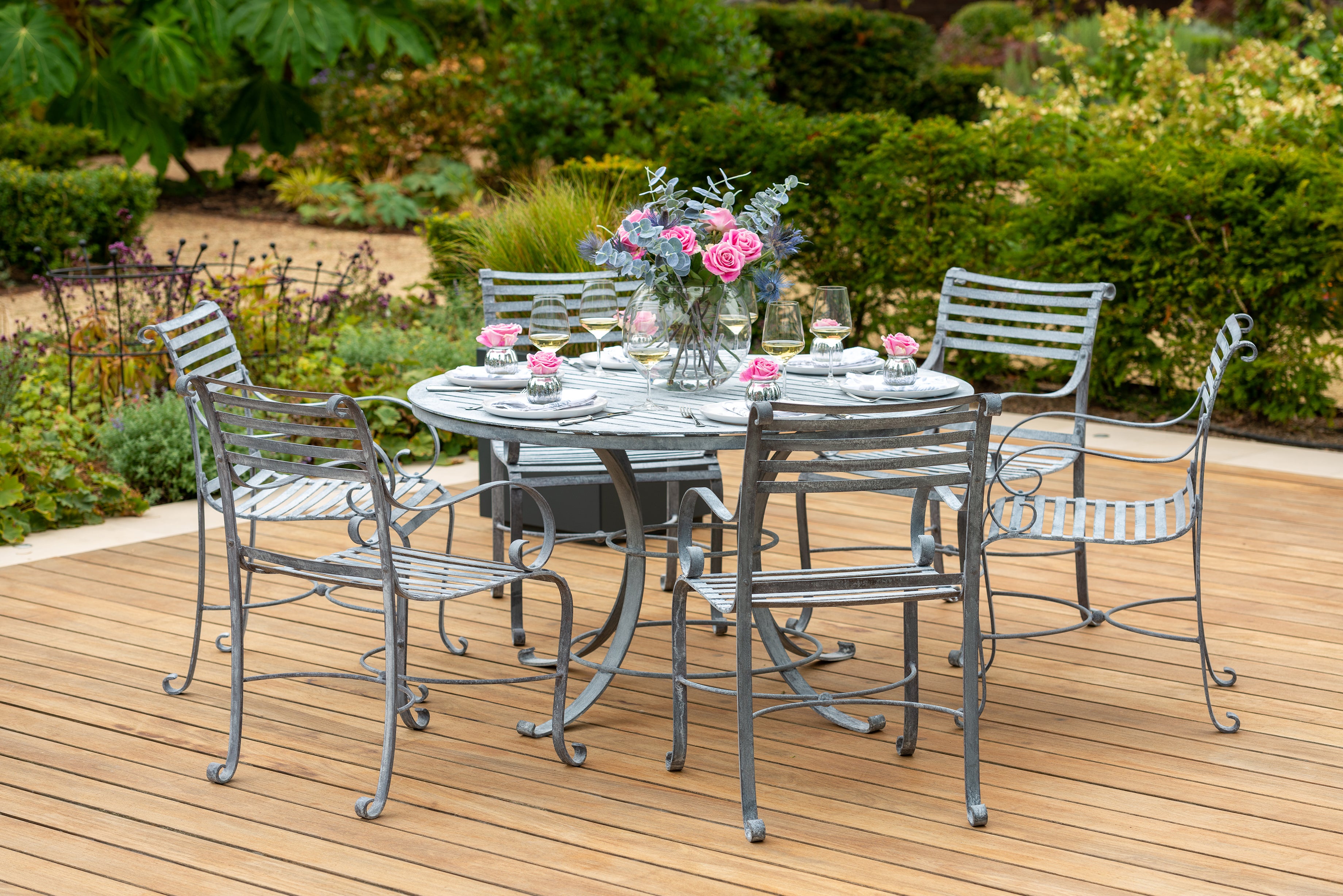 Southwold Round Dining Table 1.3m