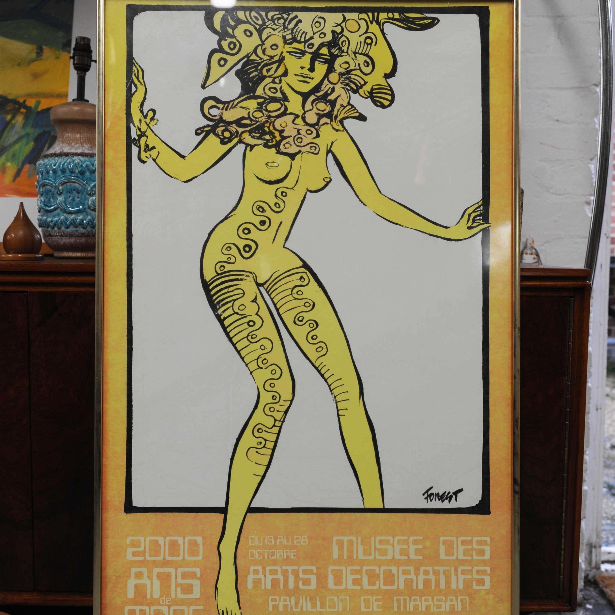 Framed Poster of the exhibition ''2000 years of fashion'' from 13 to 28 October 1971 at the museum of Decorative Arts in Paris