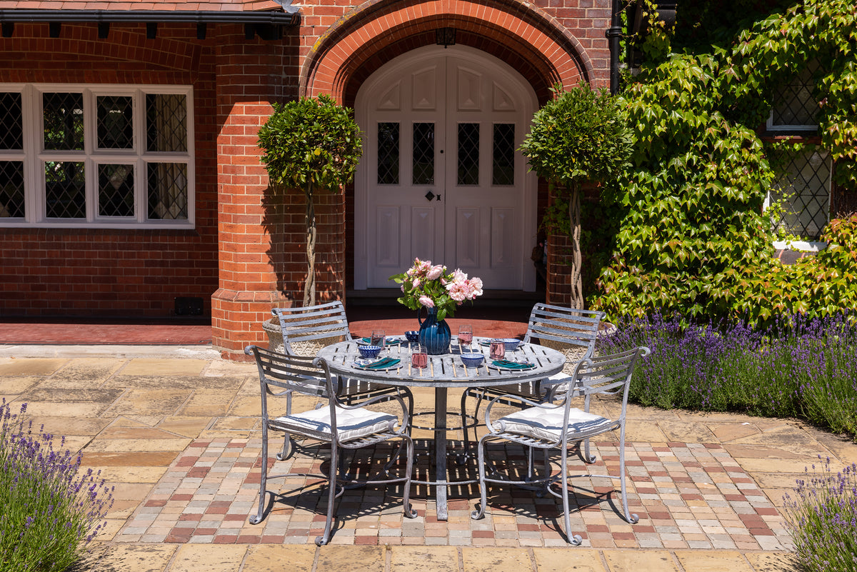 Southwold Round Dining Table 1.3m