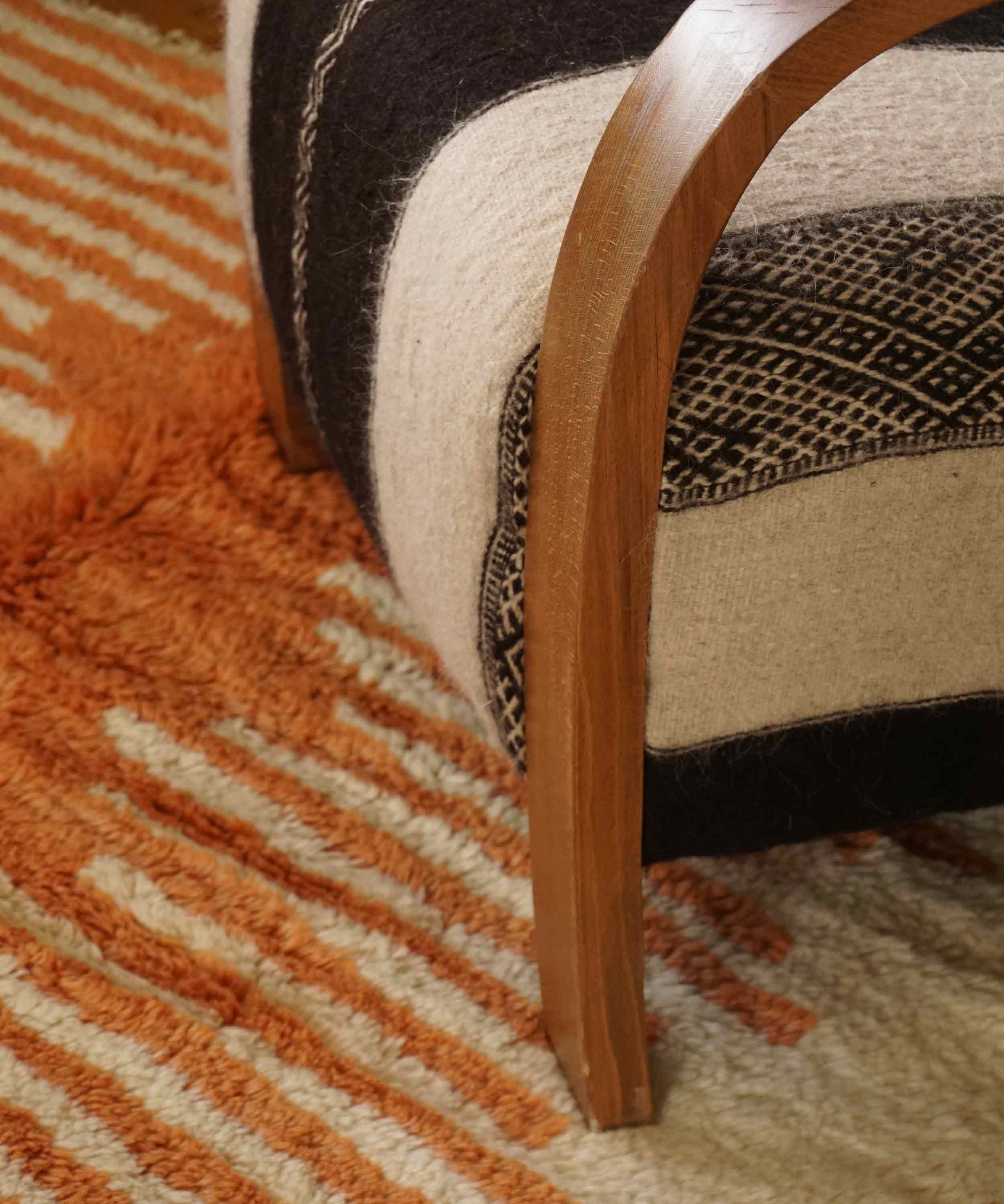 EMBRACE RUG