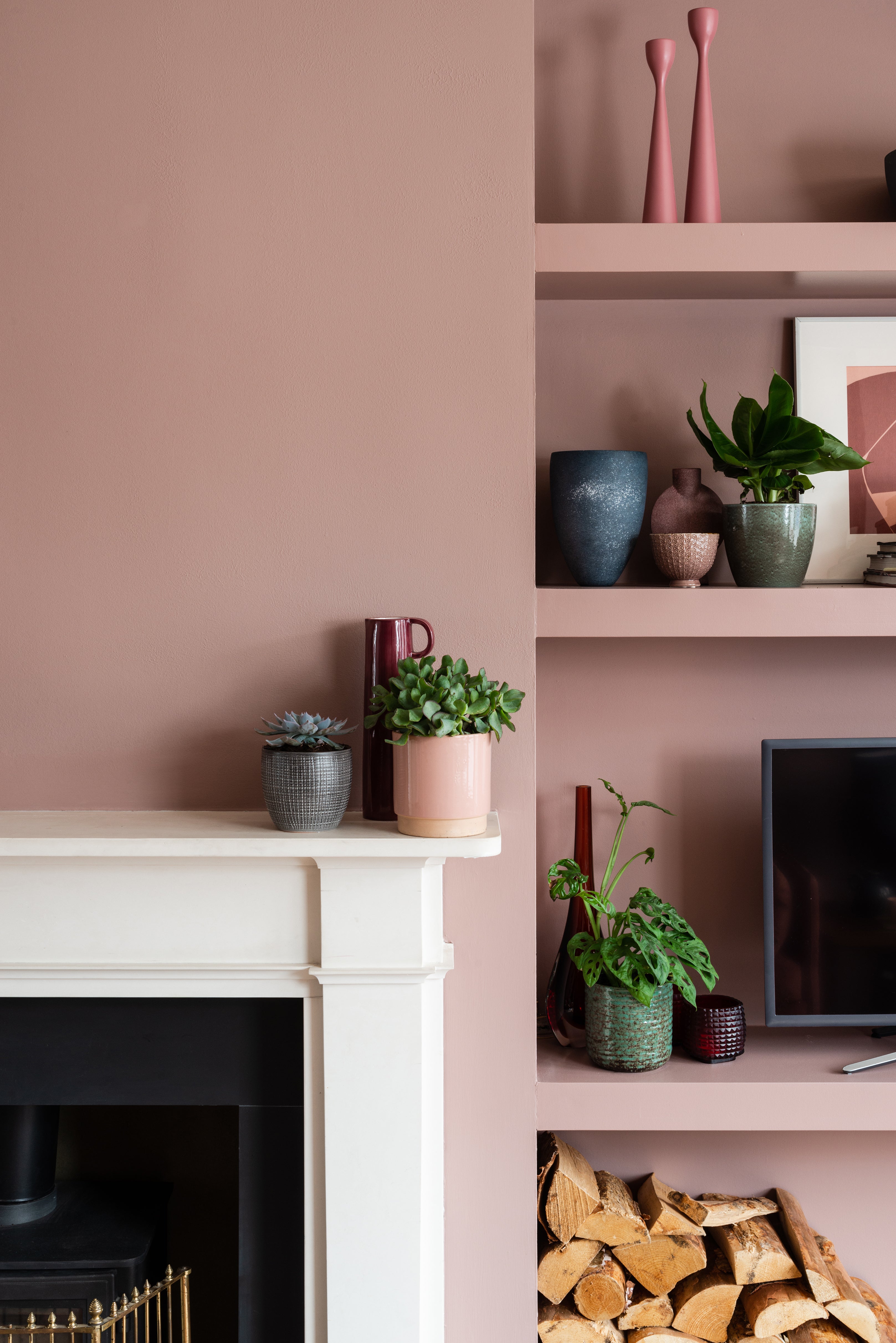 Sulking Room Pink No.295