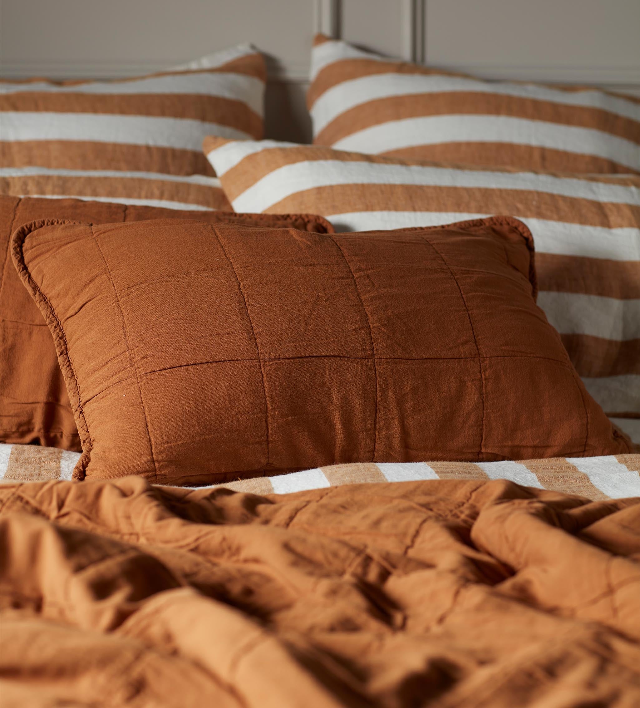 Finn 100% Cotton Quilted Throw | Amber