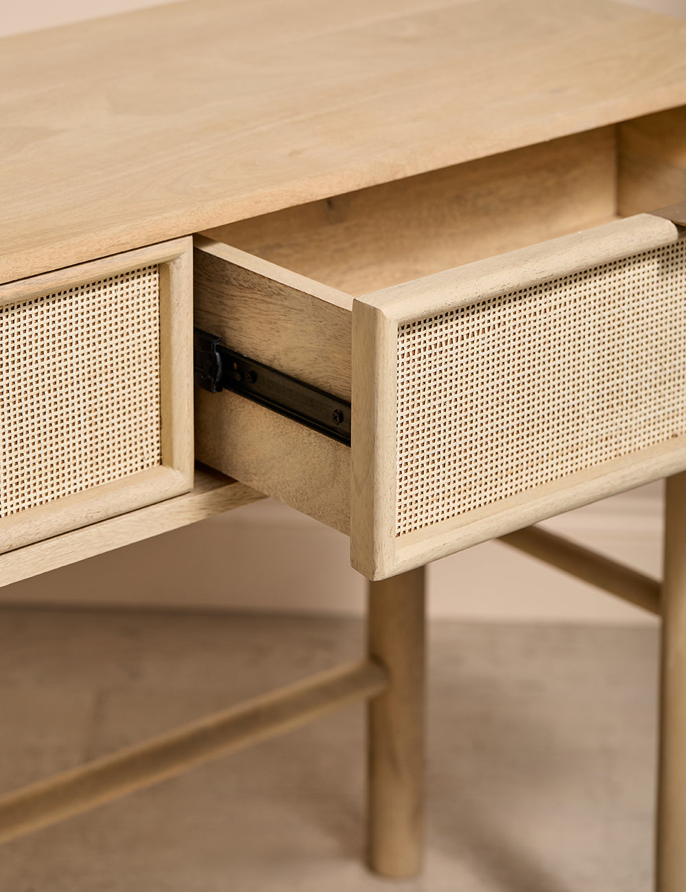 Flores Console Table