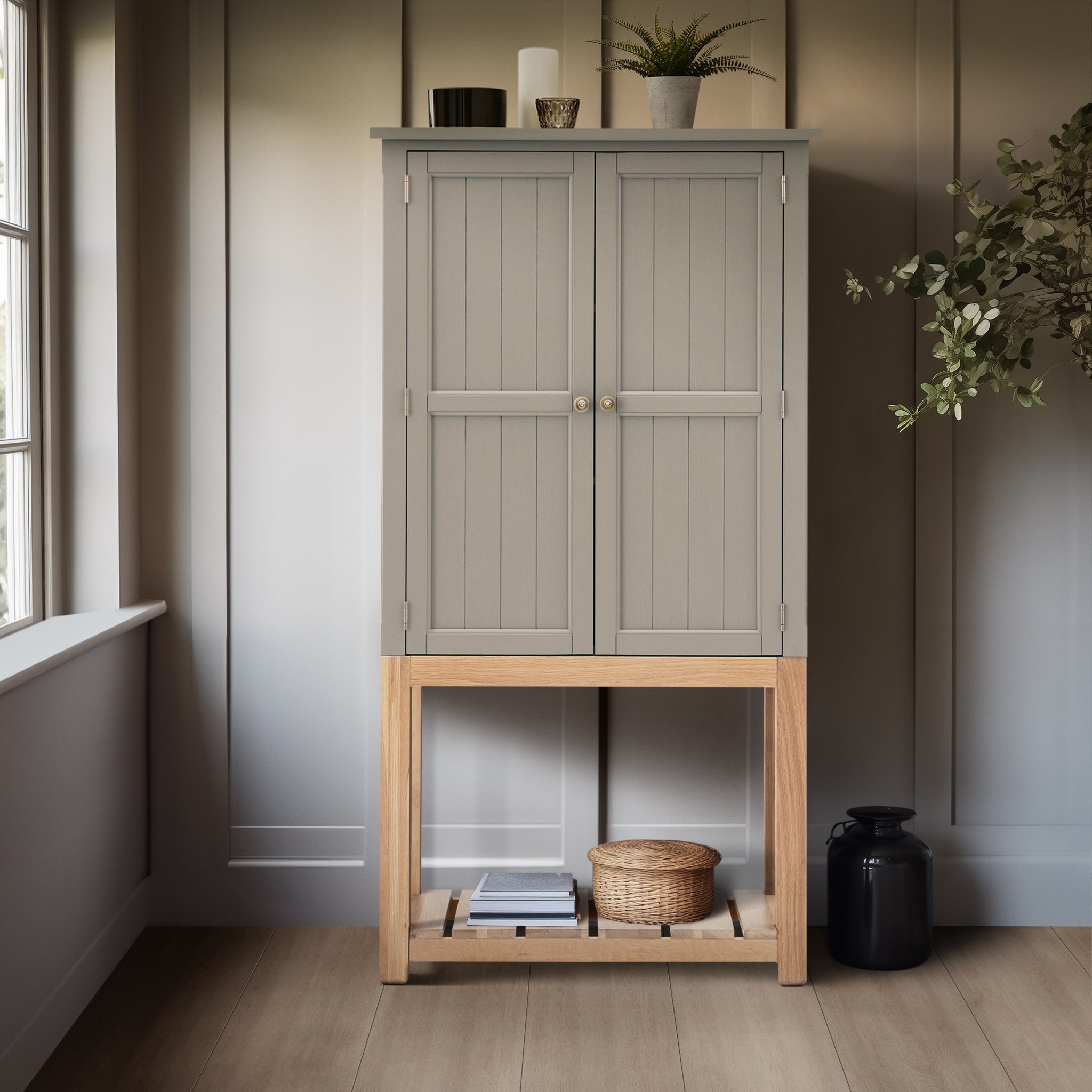 Classic Oak Farmhouse Two Door Cupboard