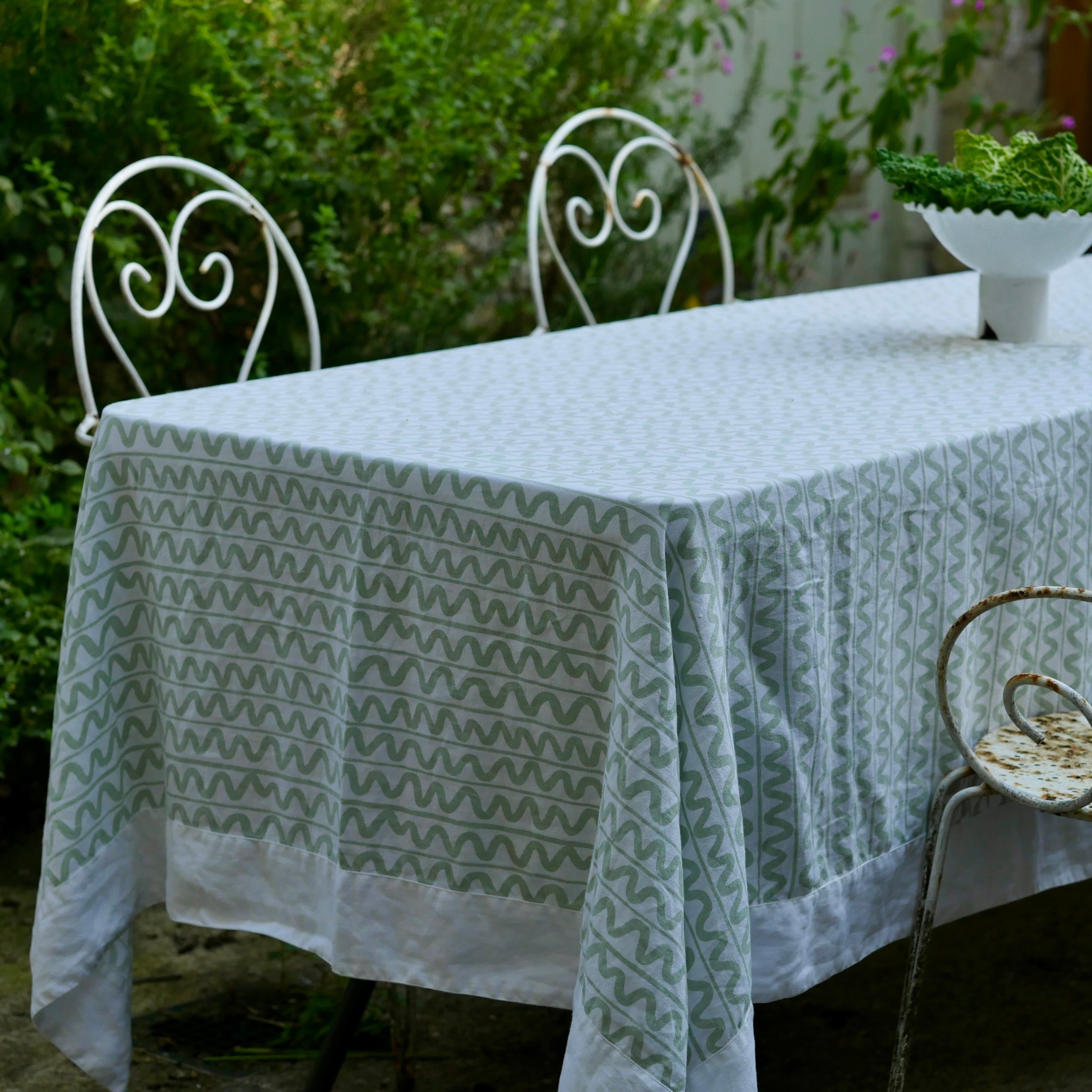 Green Wiggle Linen Tablecloth