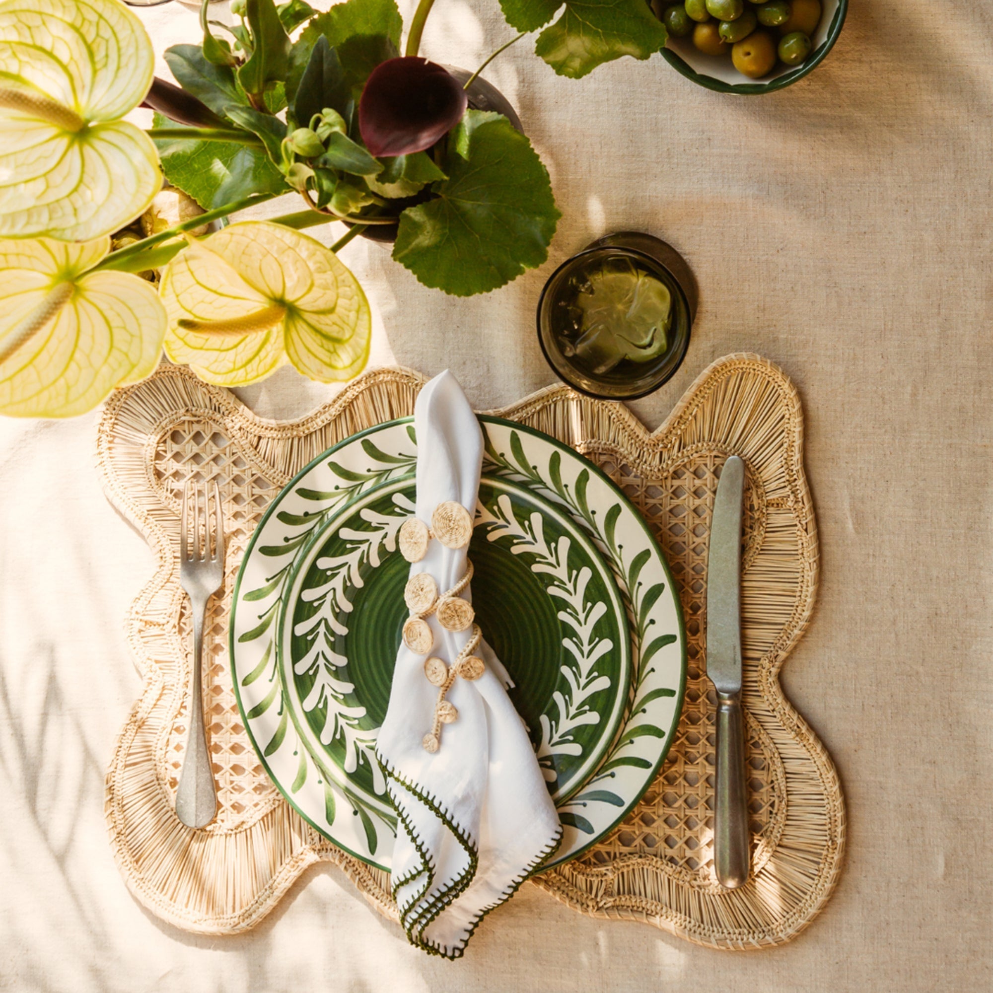Dinner Plate - Dark Helecho - Fern Green