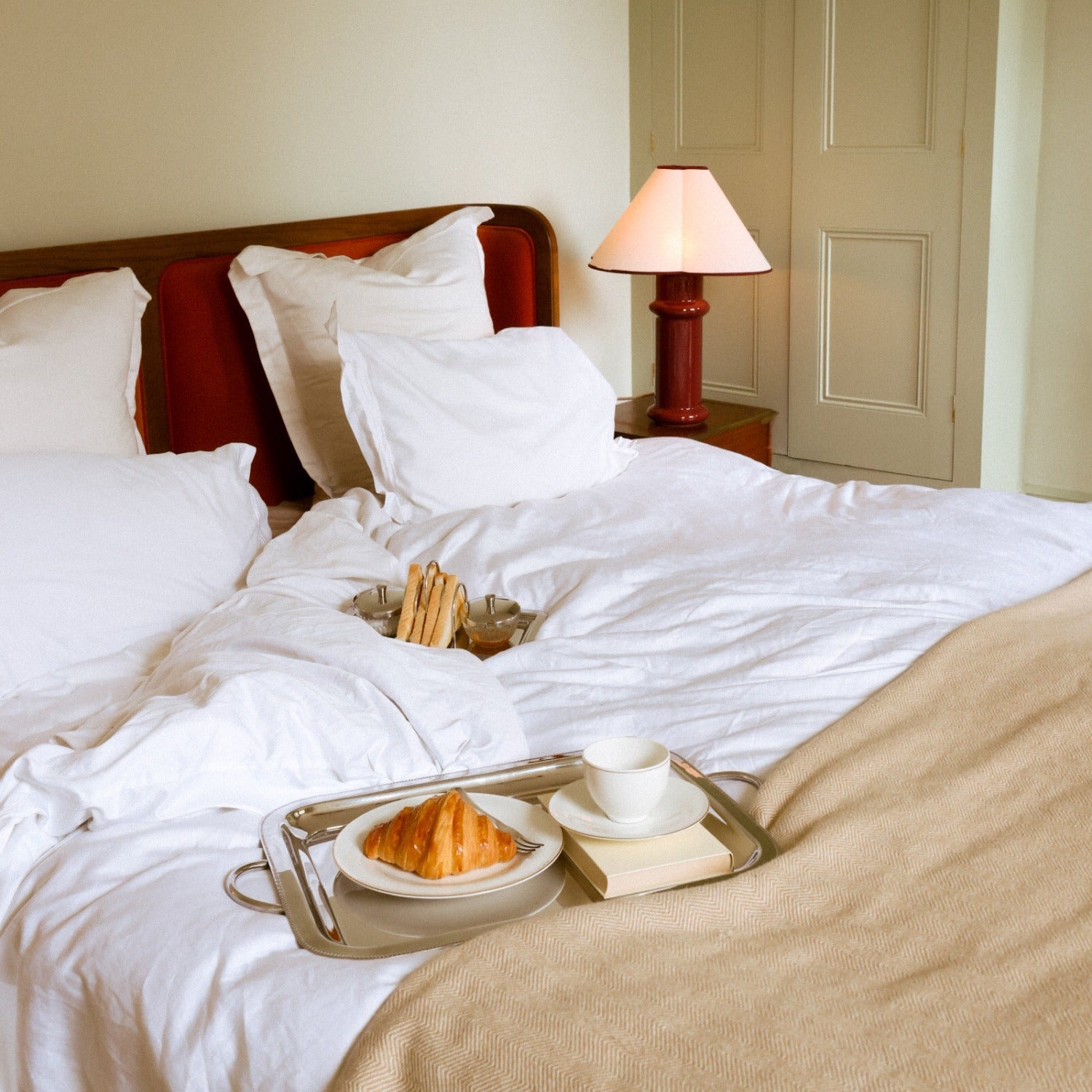 Heath Table Lamp in Port Red