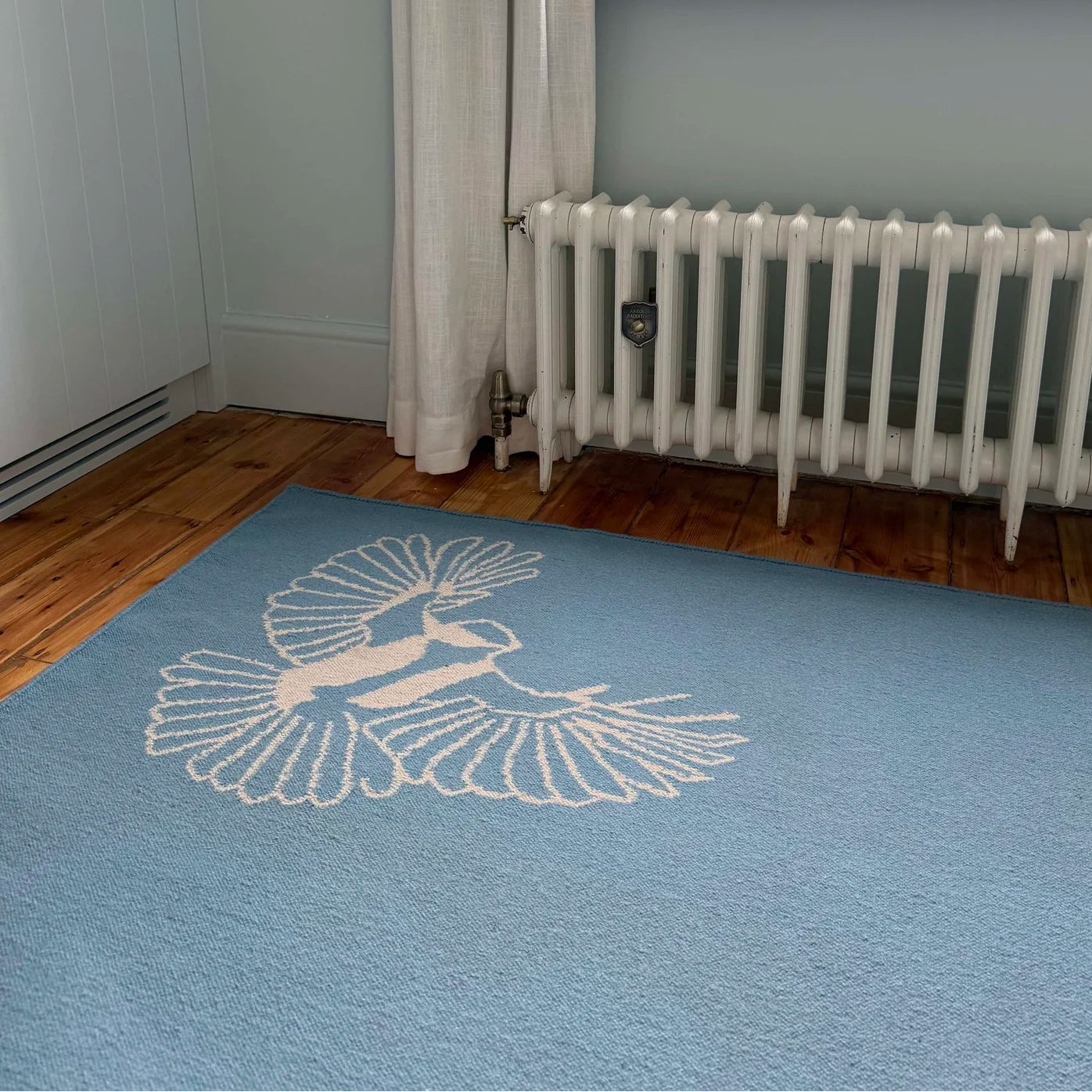 The Flying Birds Rug