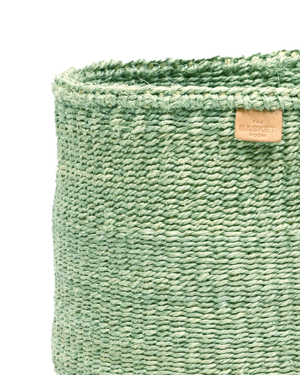 KITENDO: Soft Green Woven Storage Basket