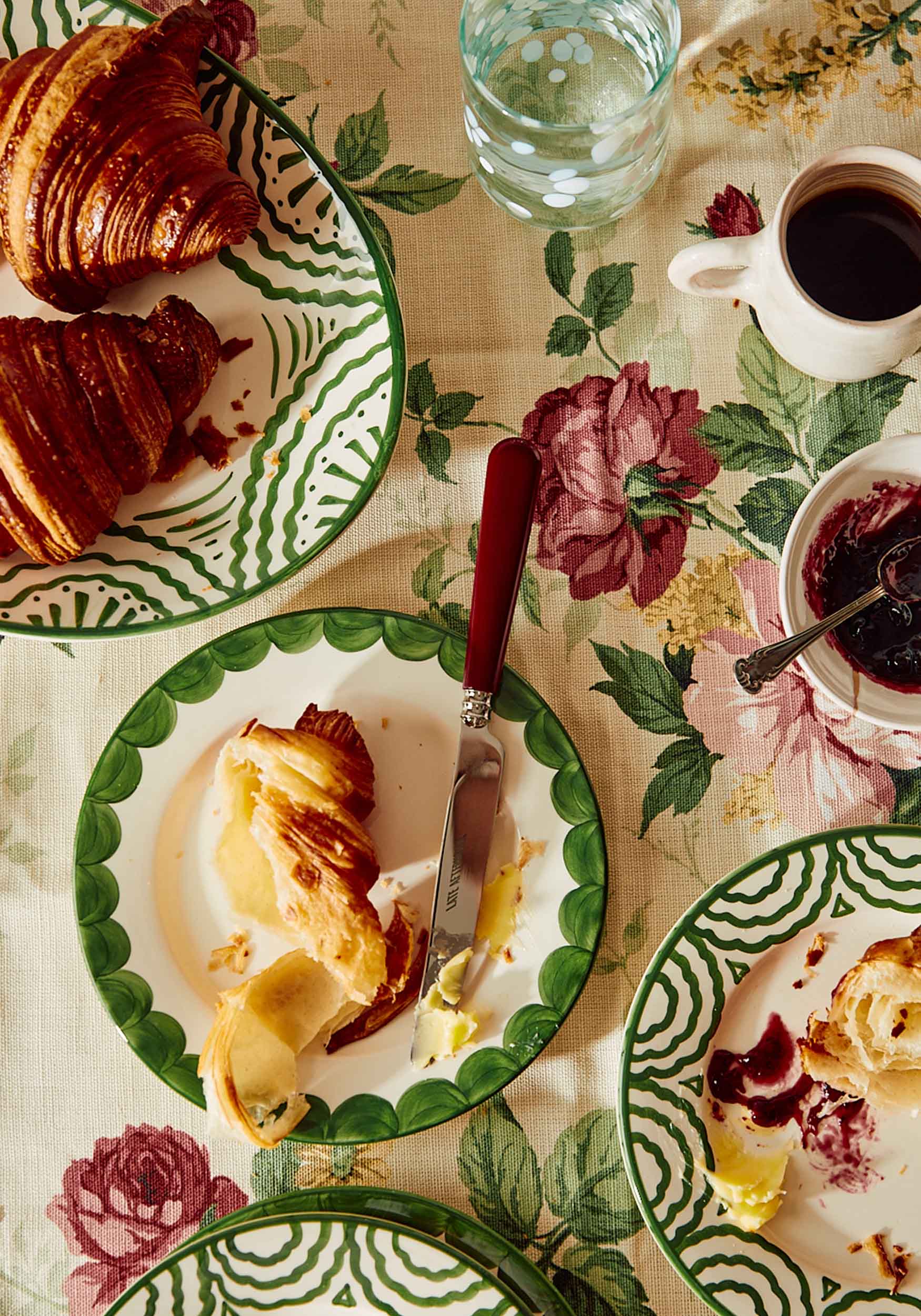 Burgundy Knife and Fork Set