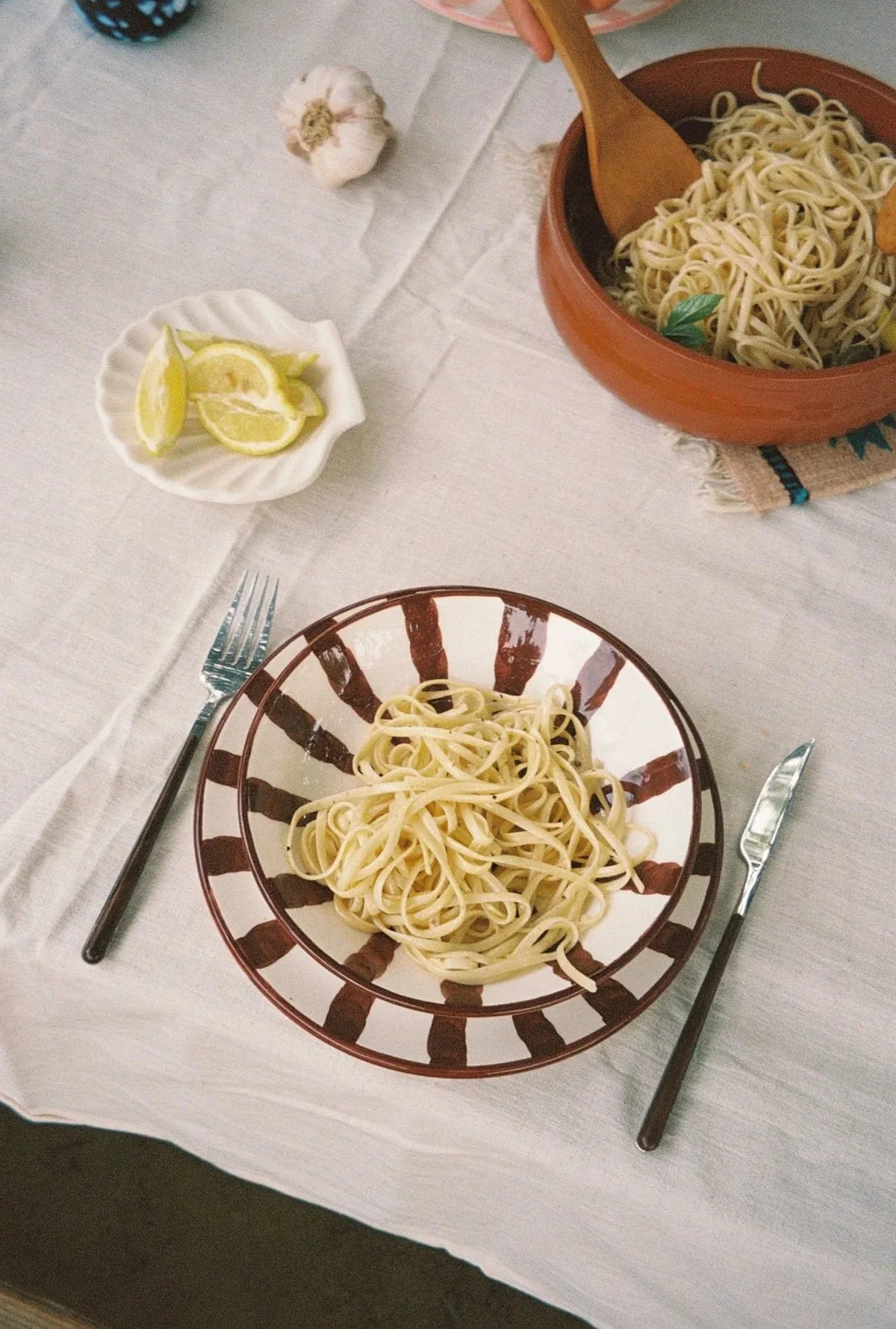 Wave Pasta Bowl - Espresso
