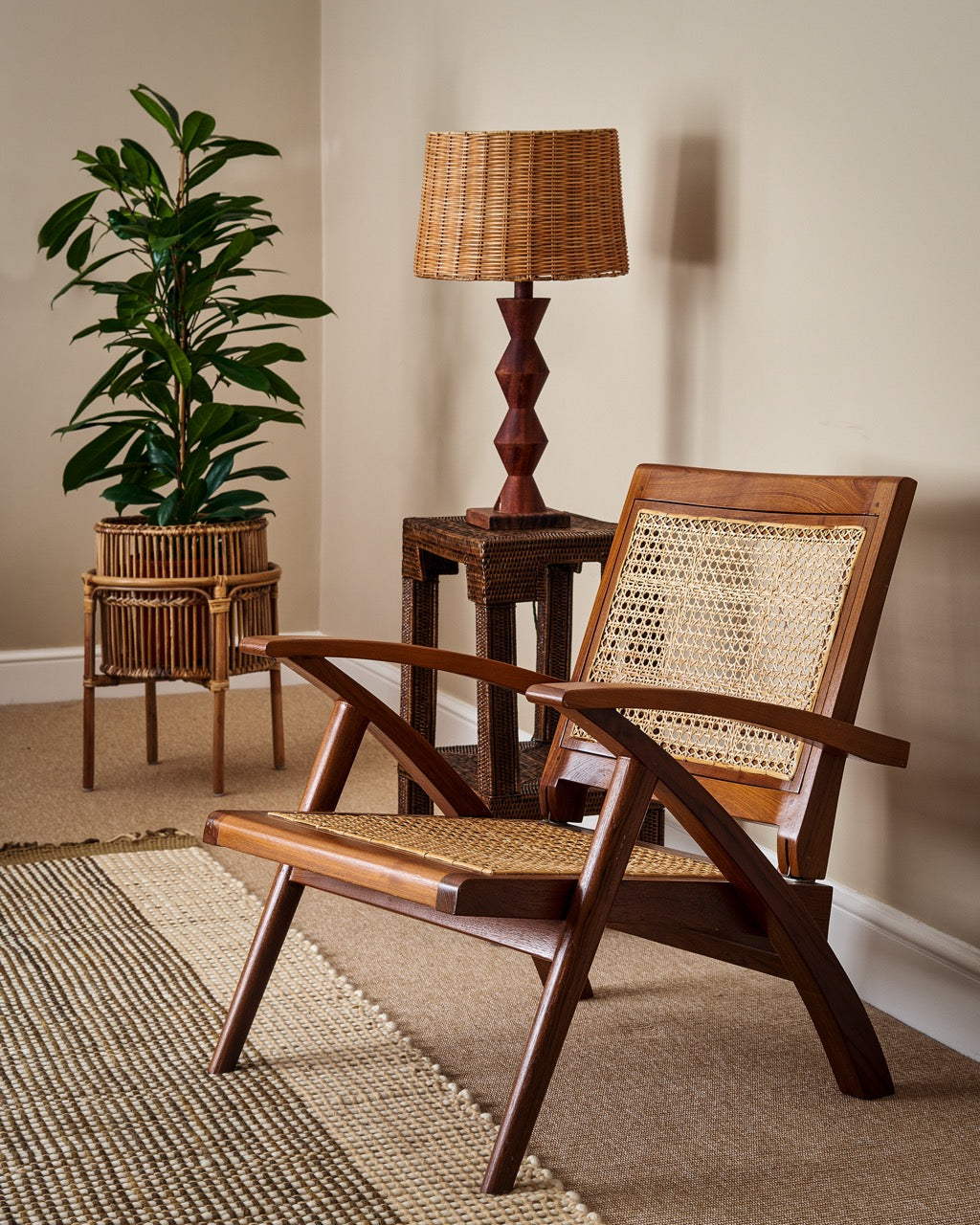 Tedim Planter Stand