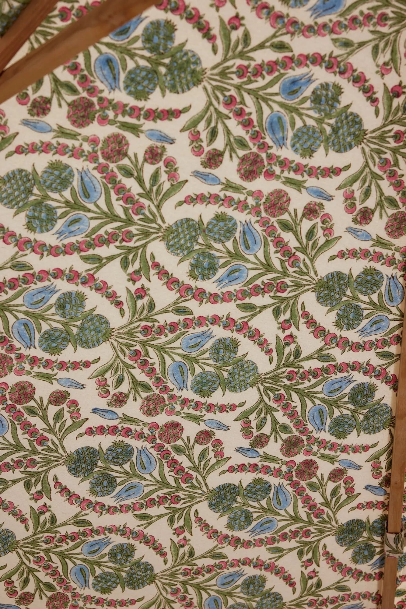 Horkesley Luxury Garden Parasol | Anaar Bliss