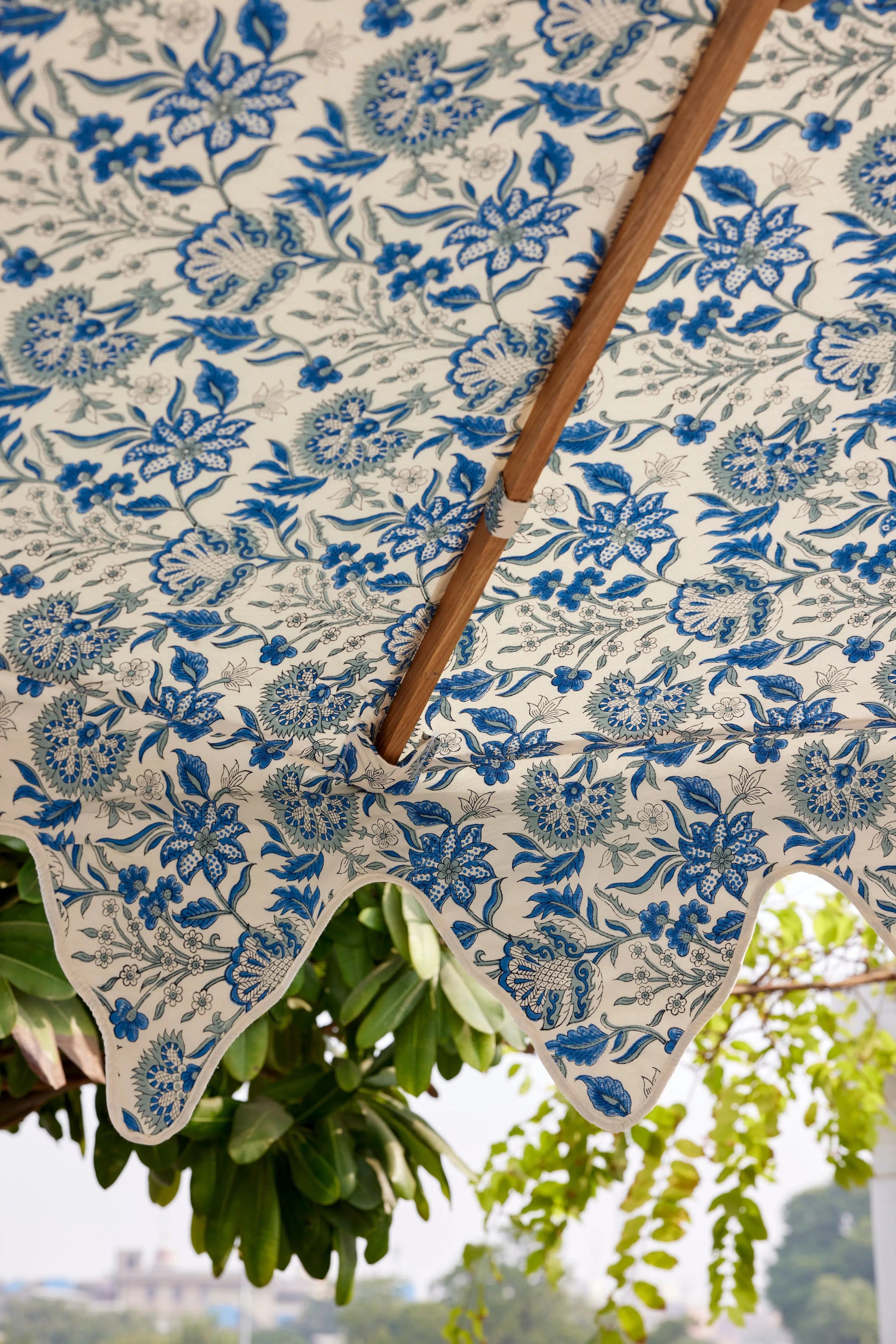 Horkesley Garden Parasol | Blue Skies