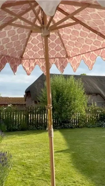 Horkesley Luxury Garden Parasol | Ascot Pink