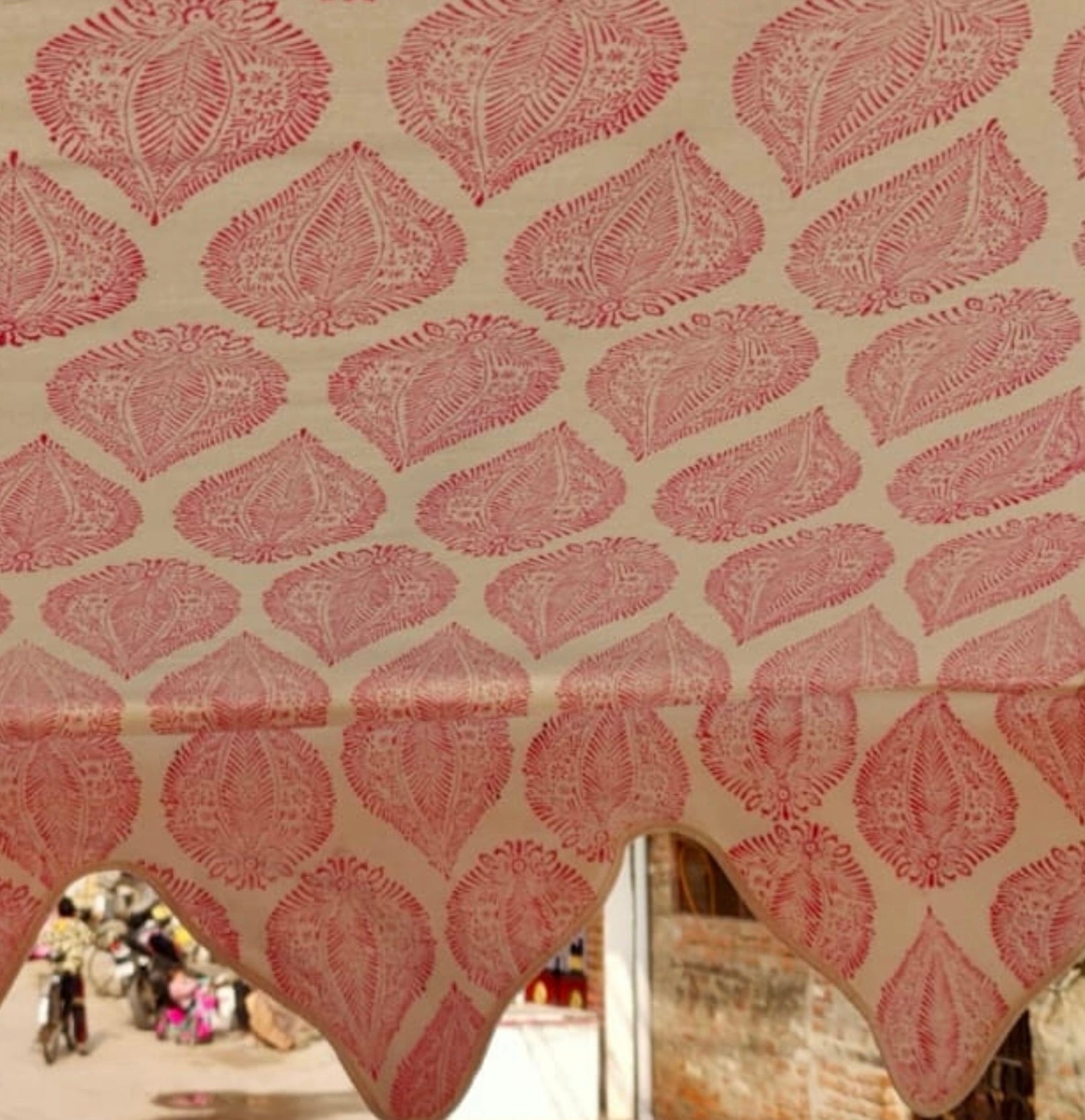 Horkesley Luxury Garden Parasol | Ascot Pink