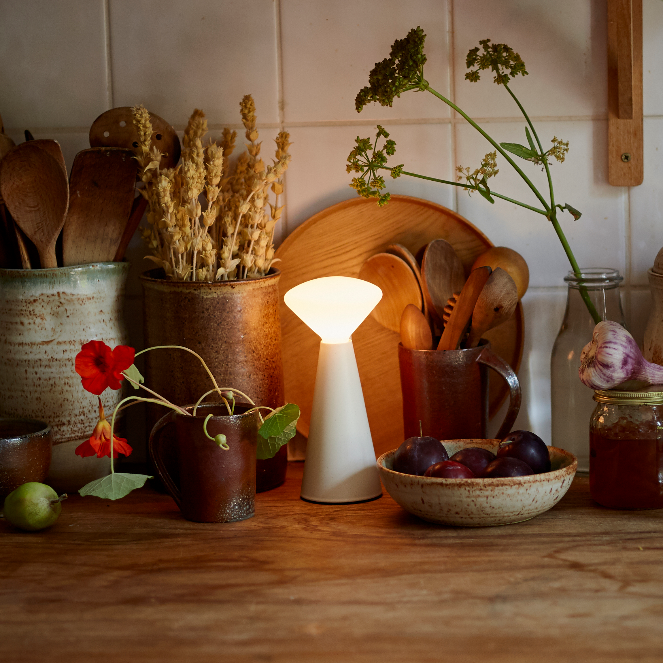 Mantle Portable Lamp