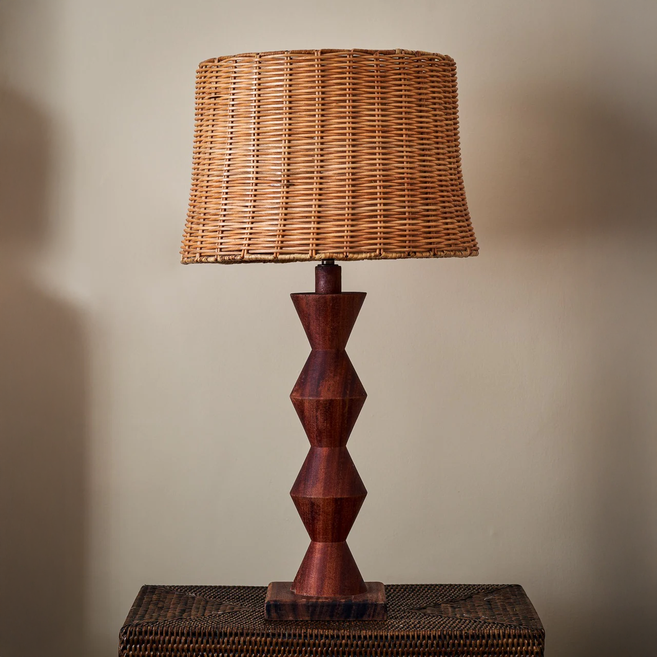 Mizo Table Lamp
