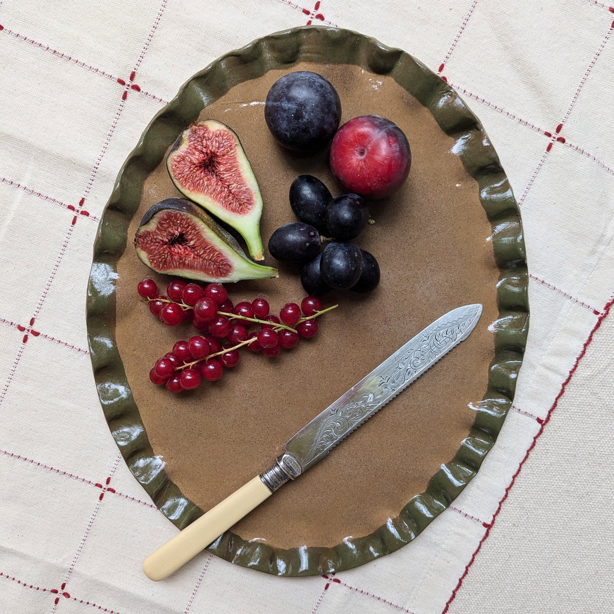 Smokey Olive Edged Frill Platter