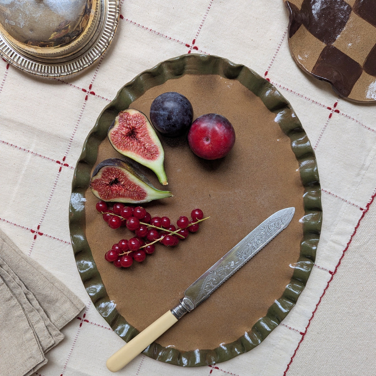 Smokey Olive Edged Frill Platter